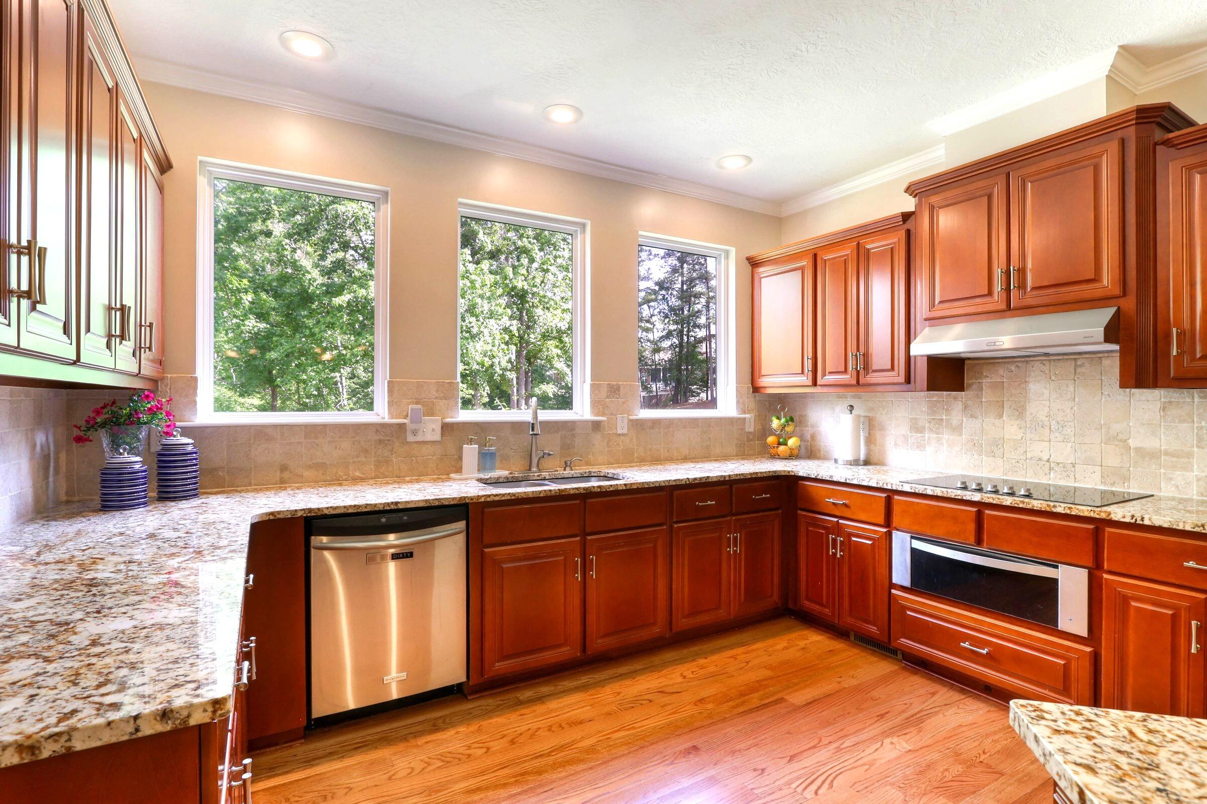 Kitchen 2