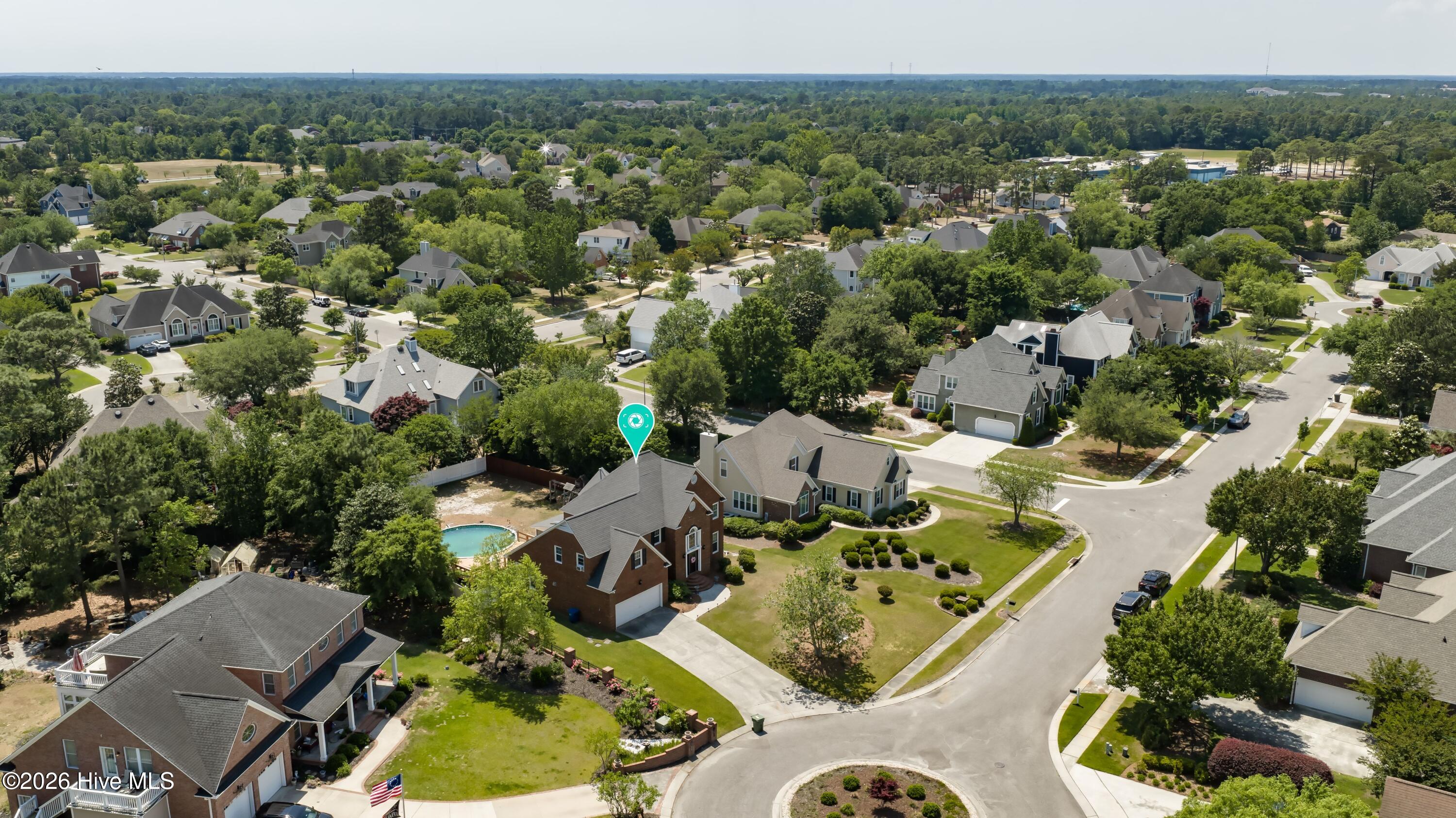 100570171 | Photo 32