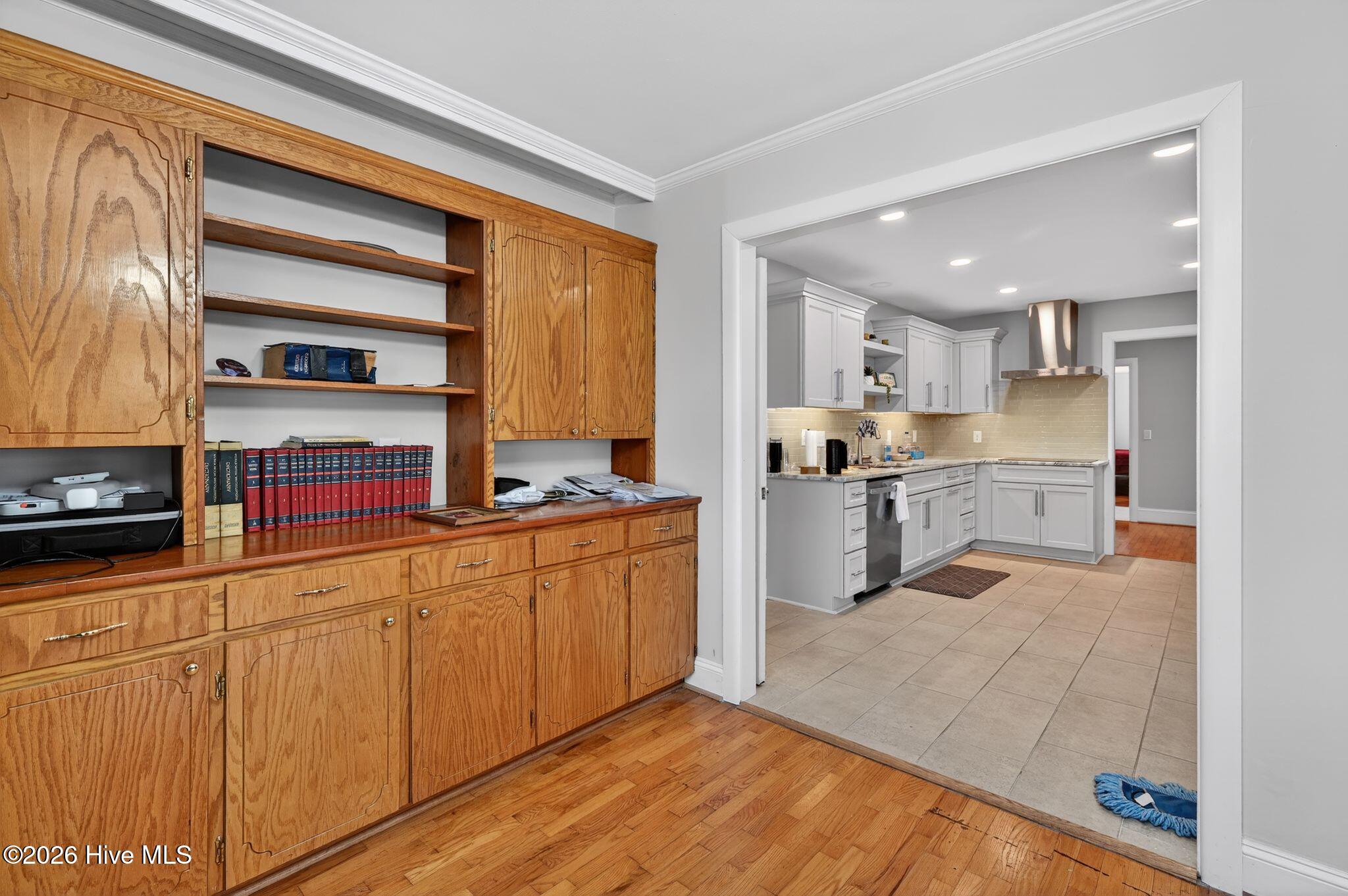 100551610 | Photo 16