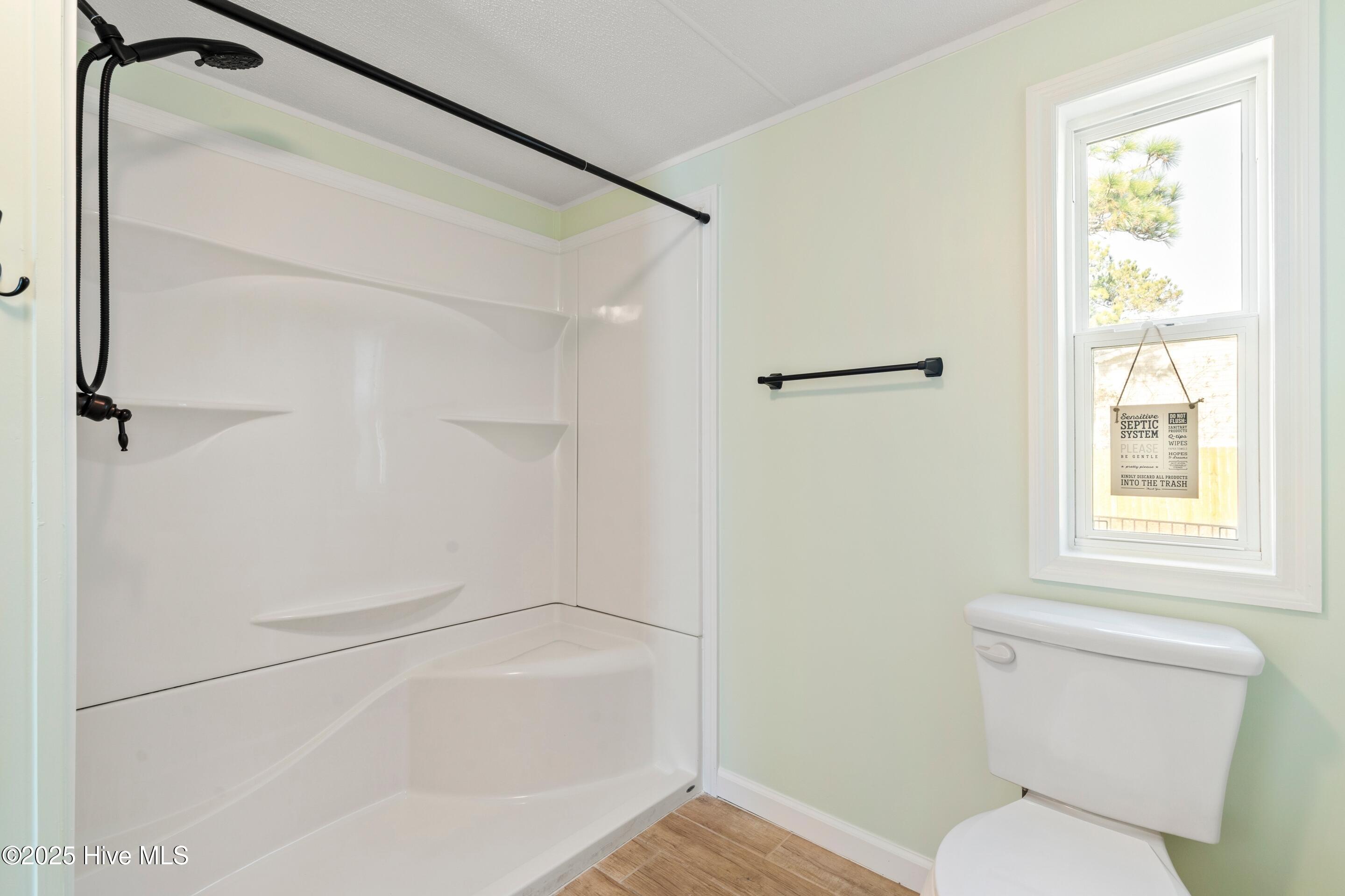 100546420 | Photo 24