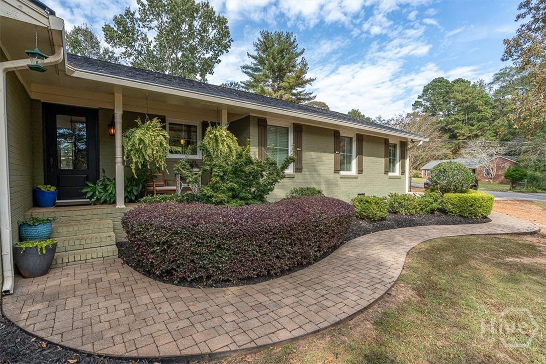 Homes for sale in Watkinsville, GA | 1091 Barber Creek Dr, Watkinsville, GA 30677 | MLS# CL342454