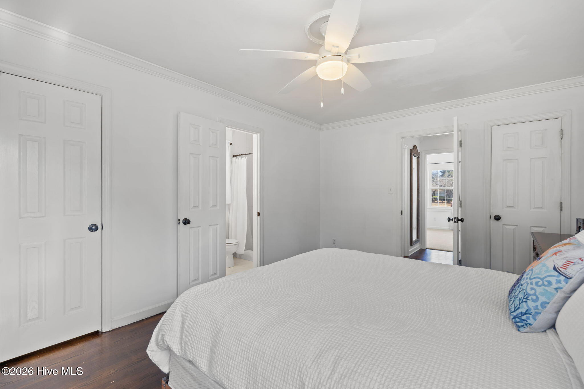 100557459 | Photo 28