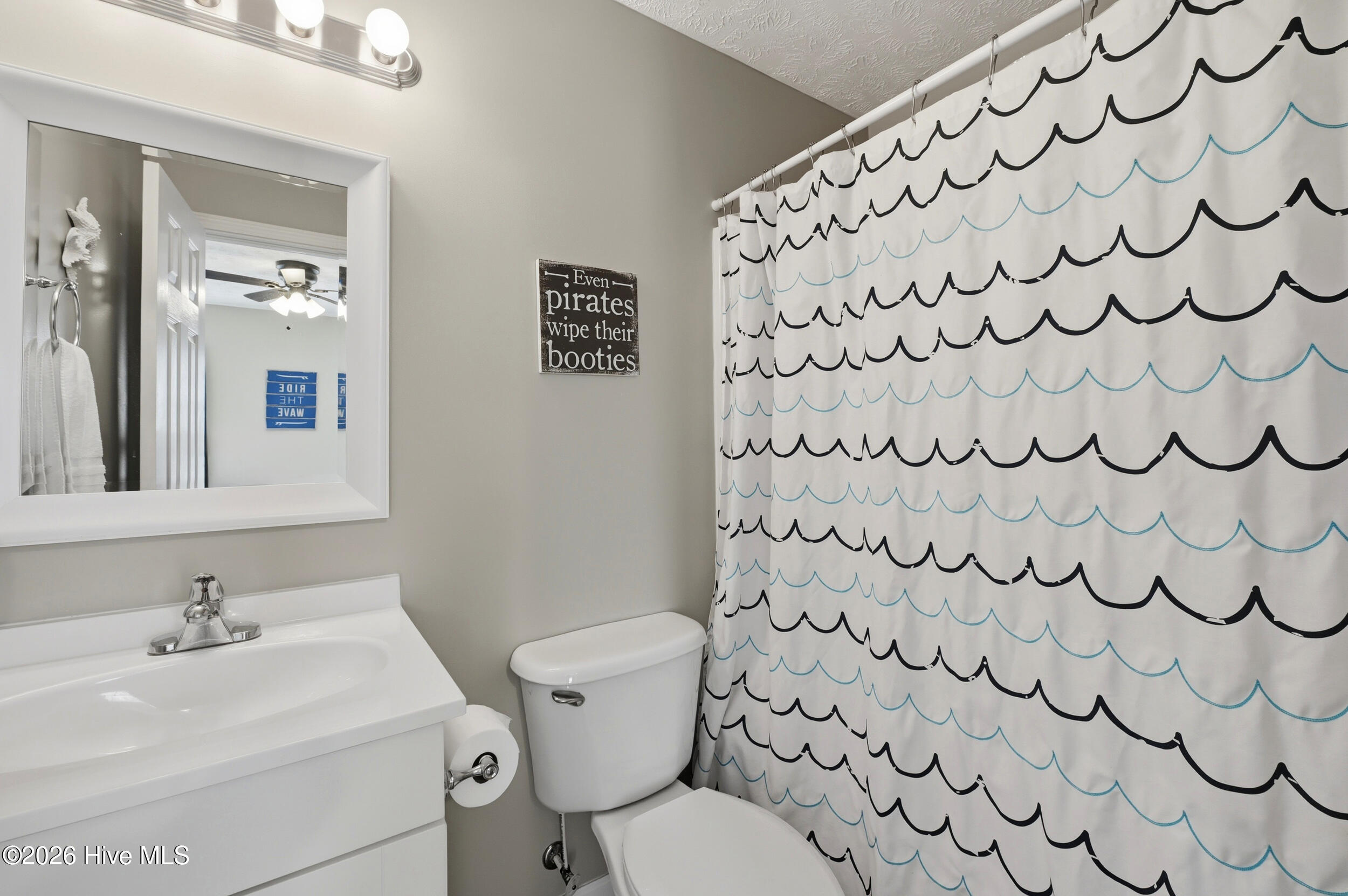 100565799 | Photo 12