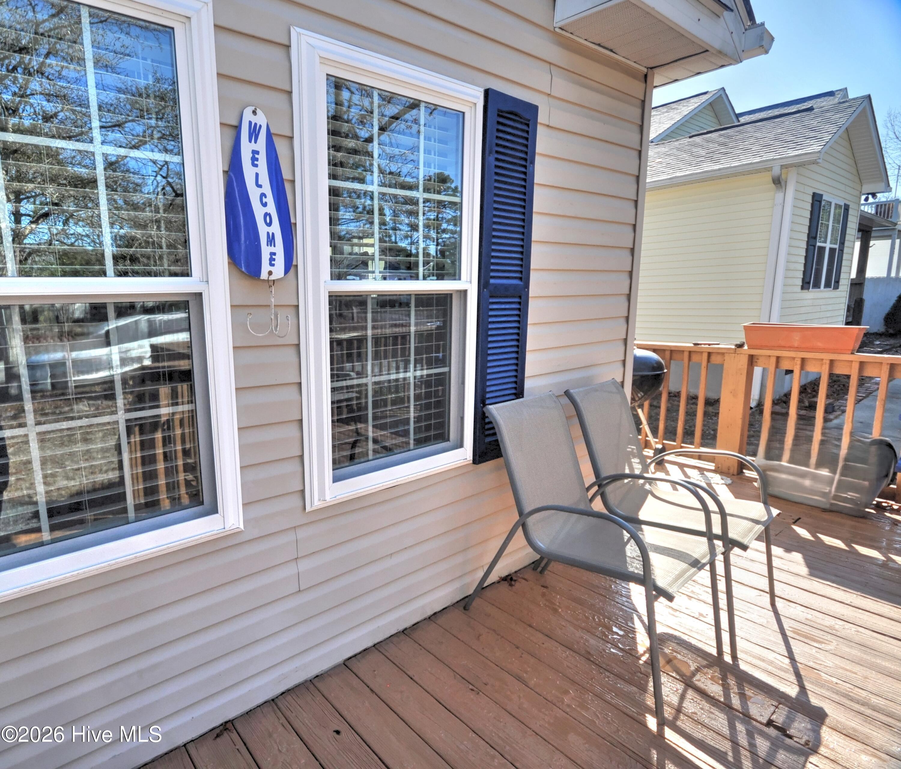 100550740 | Photo 22