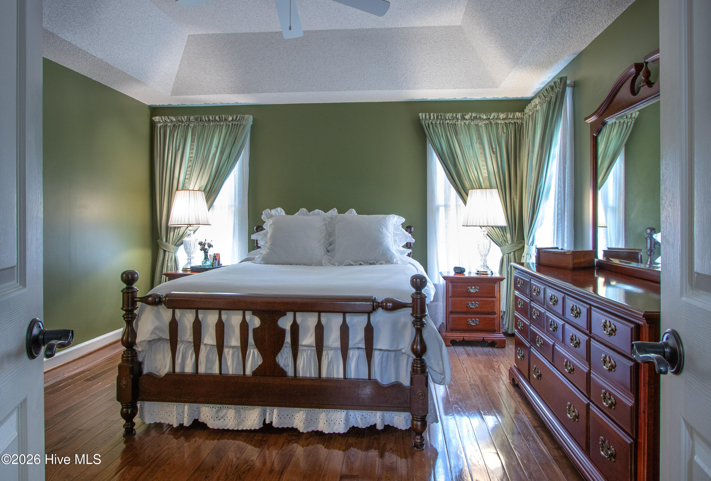 PrimaryBedroom1