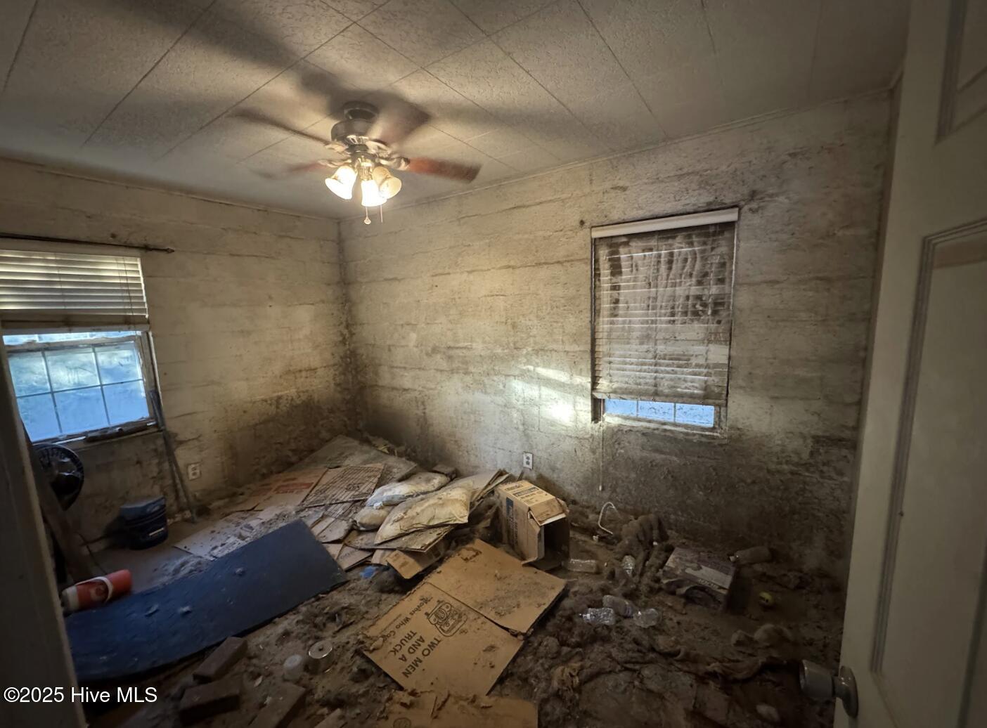 100544147 | Photo 13