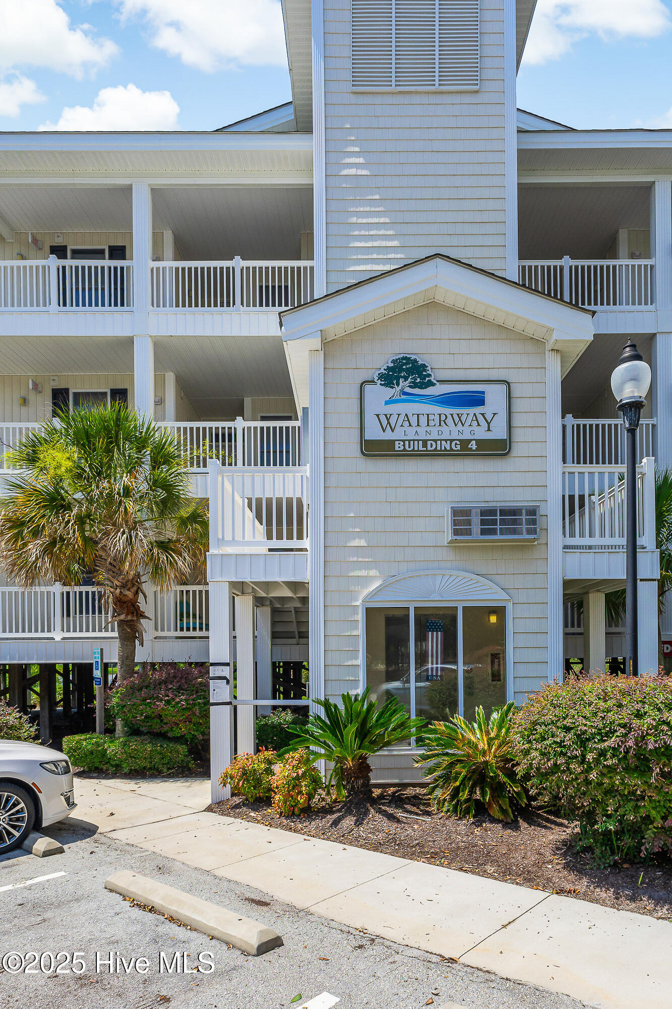1135 Park Road SW Unit 4201, Sunset Beach, NC 28468 – photo 2: Elevator entrance