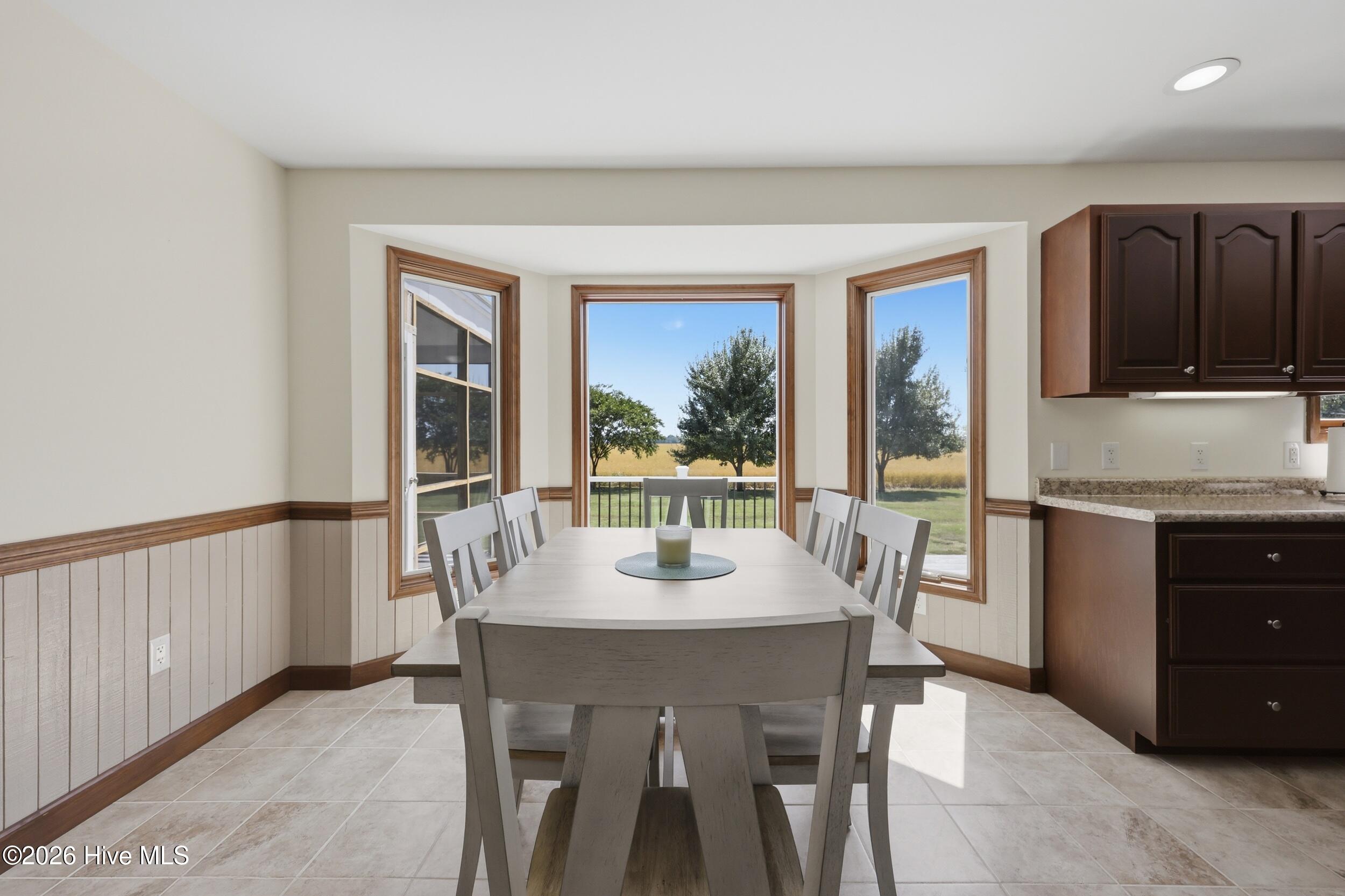 Eat in Kitchen