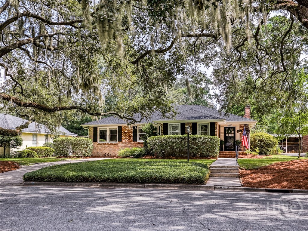 Photo 1 of Single family home for sale at 5520 Reynolds St, Savannah, GA 31405 | MLS# SA364785 | Listing updated on 2026-09-18