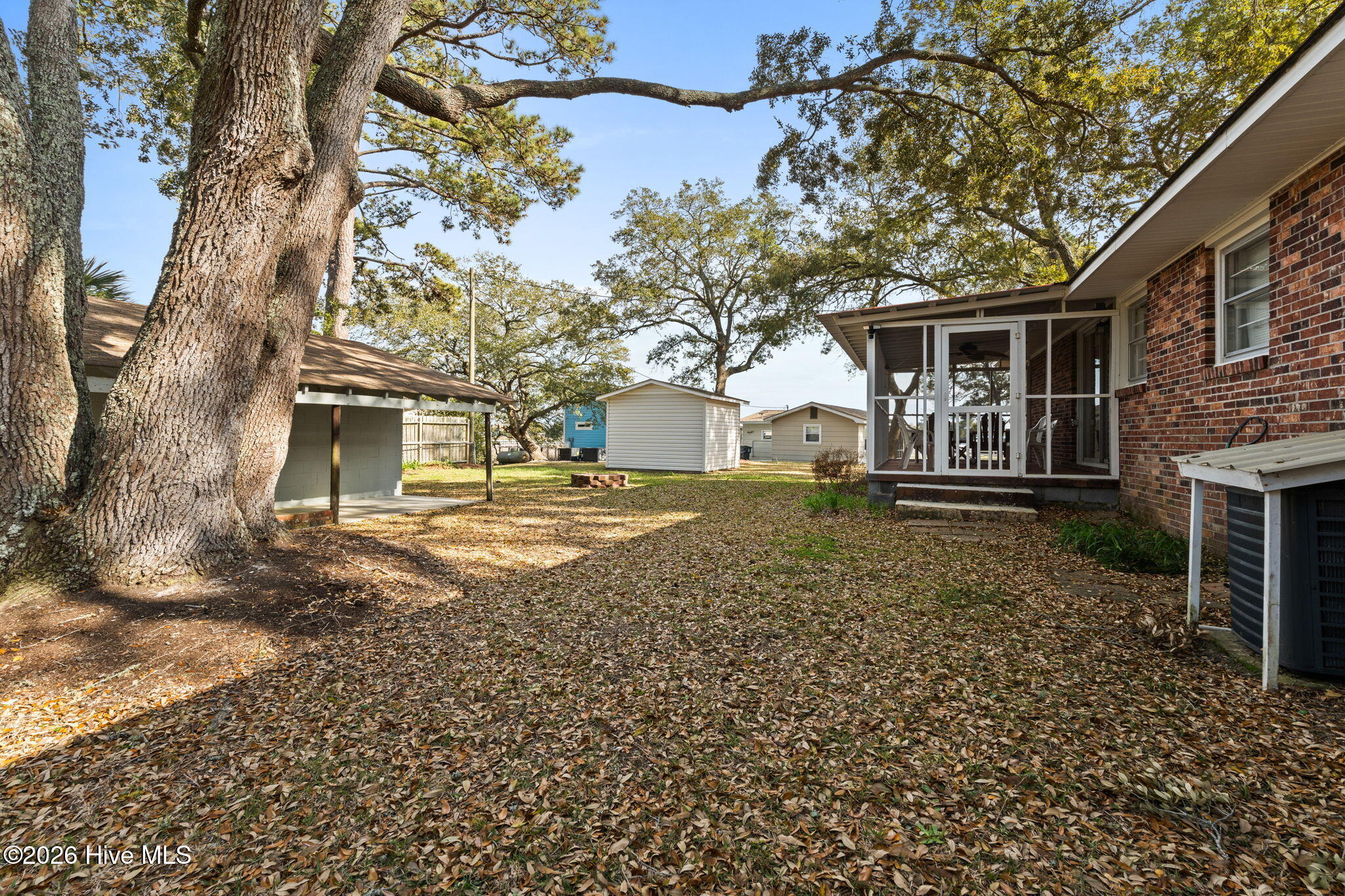 100562927 | Photo 27