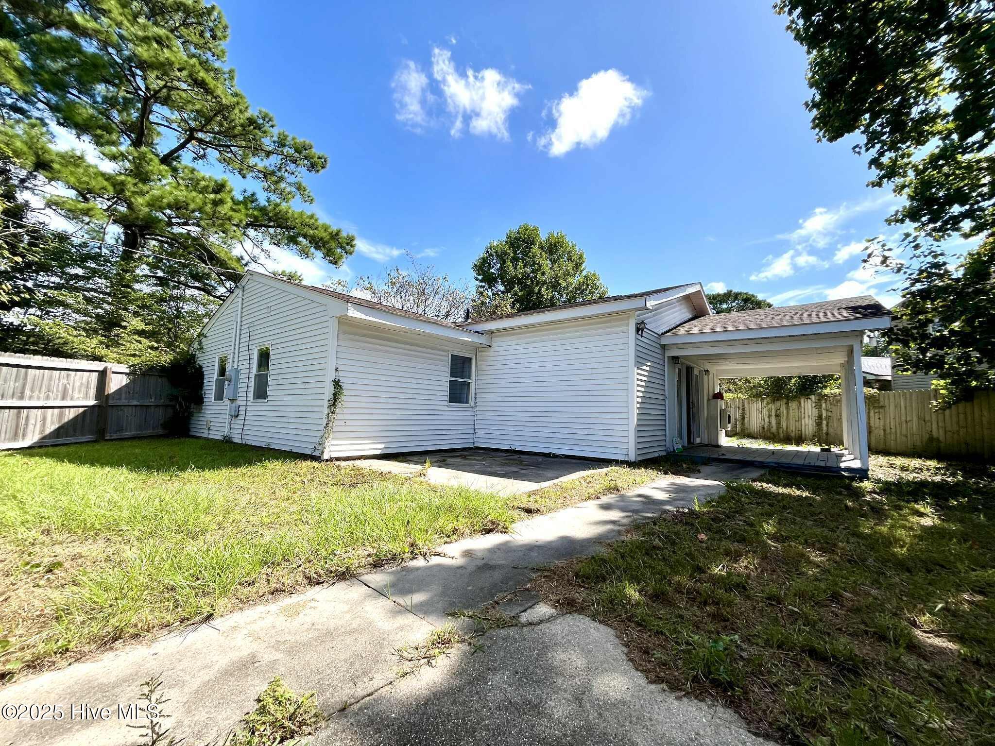 100528280 | Photo 22