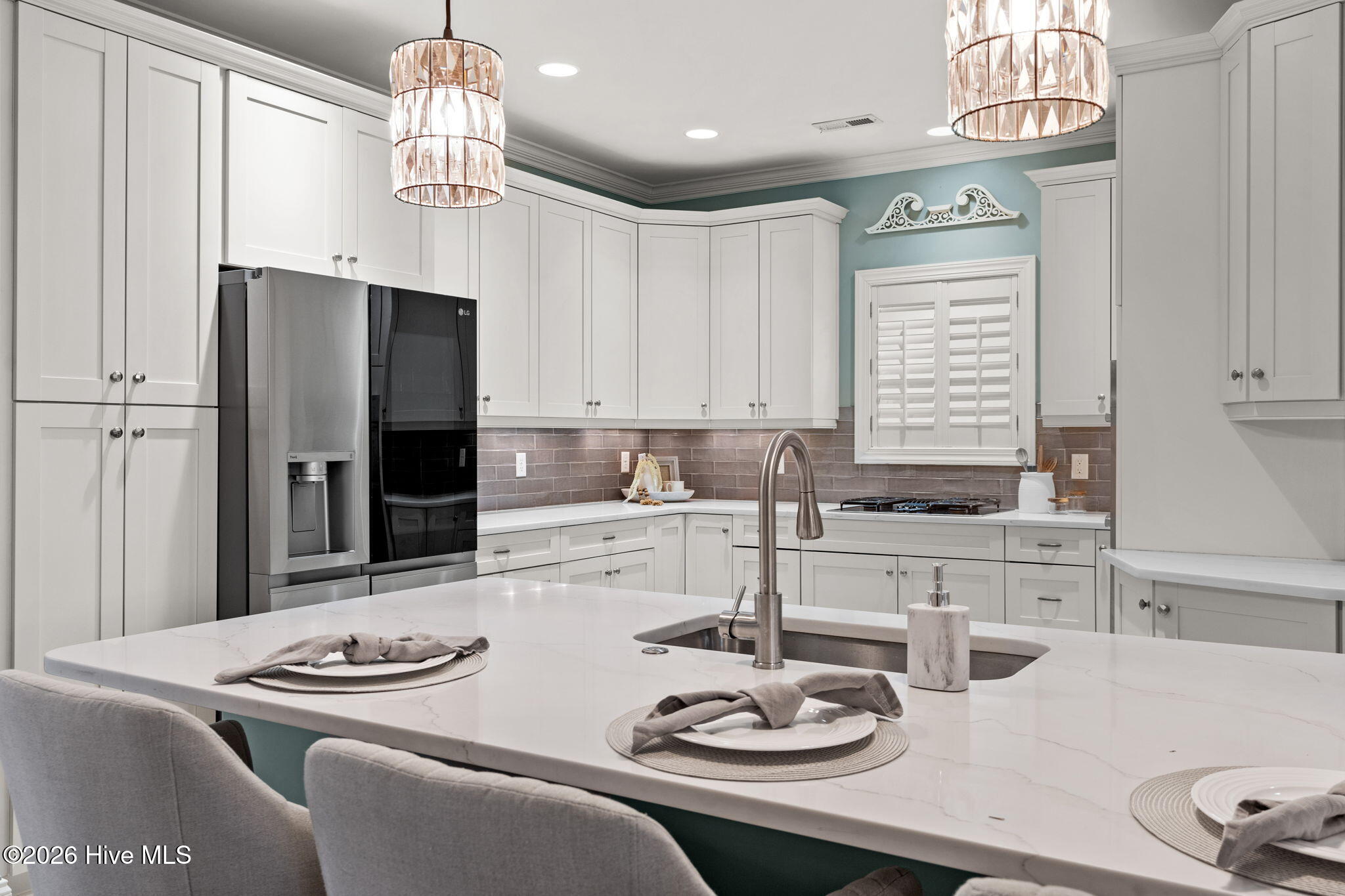 100538069 | Photo 14