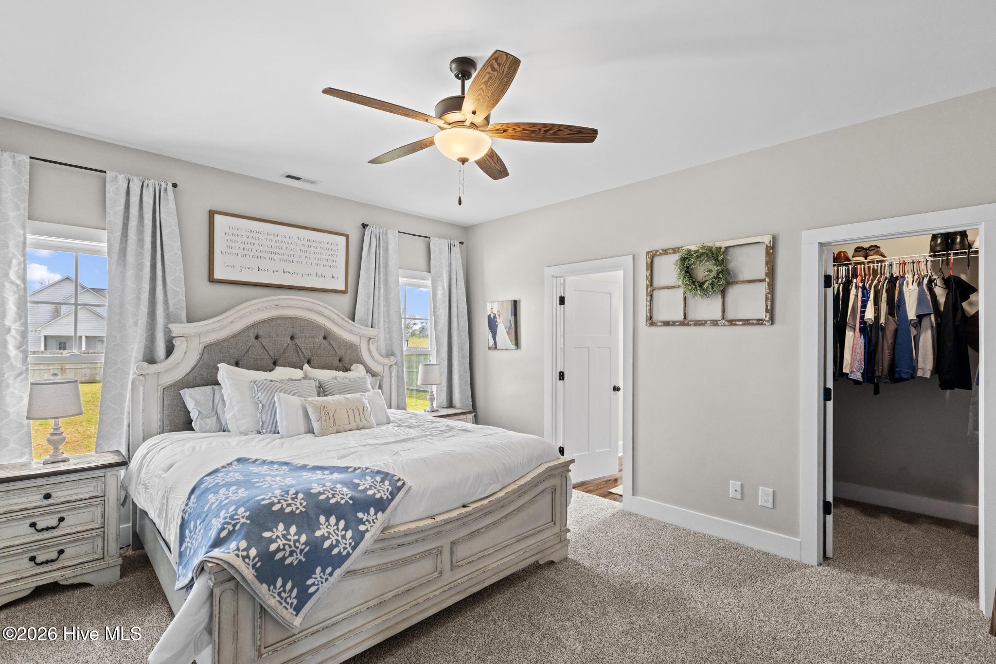 100559843 | Photo 22