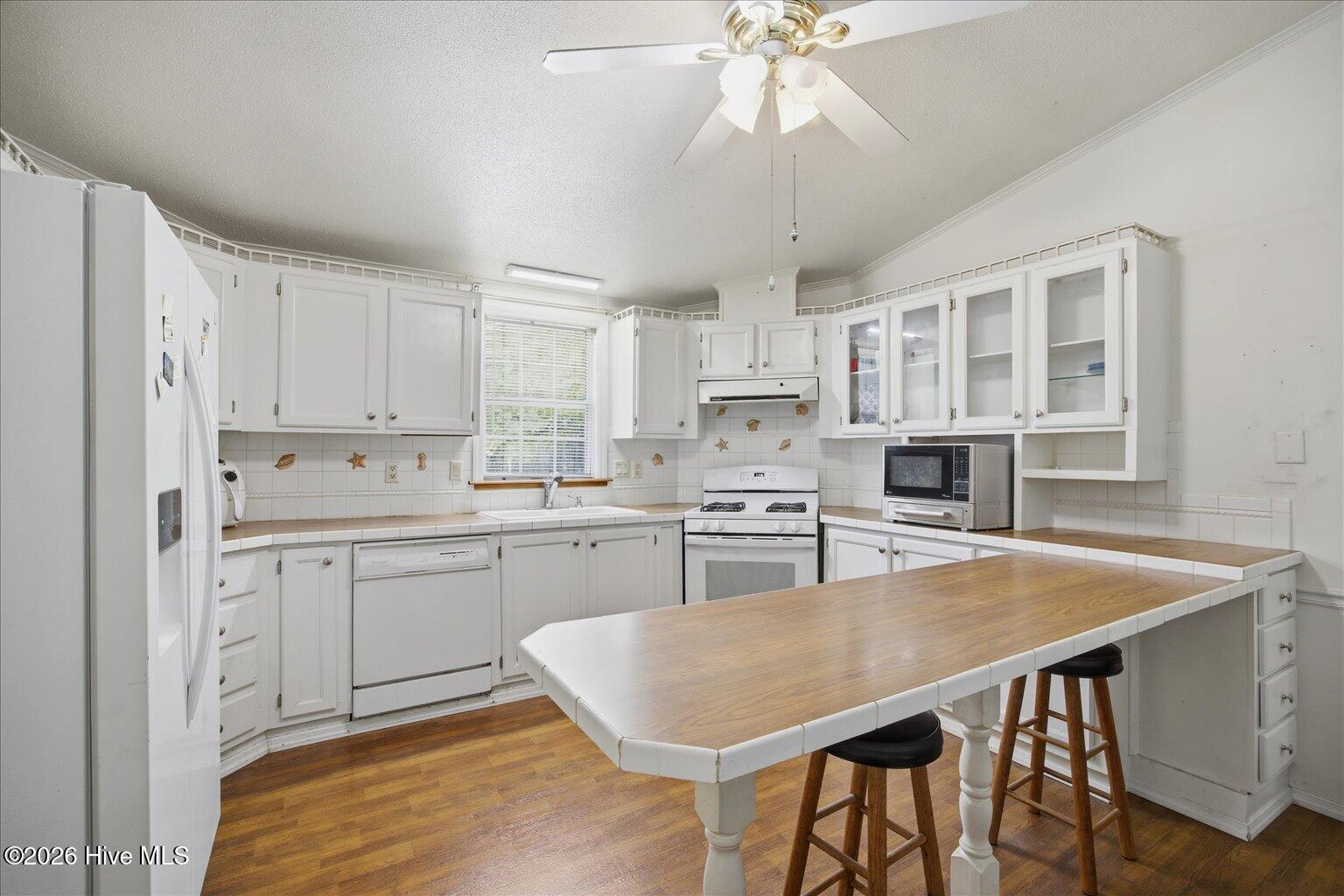 100569613 | Photo 10