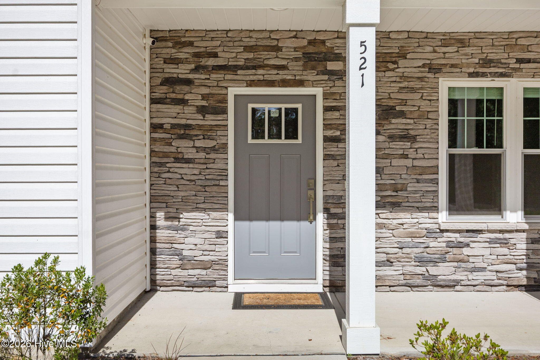 100568491 | Photo 33