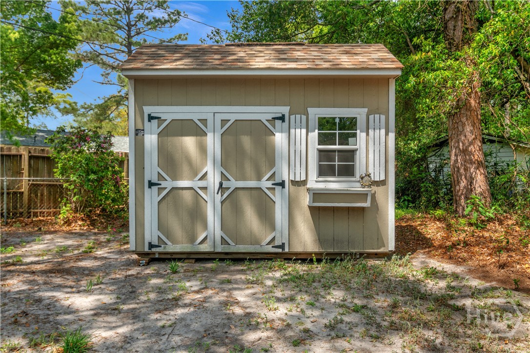 Homes for sale in Savannah, GA | 4 Sheridan Cir, Savannah, GA 31405 | MLS# SA352603