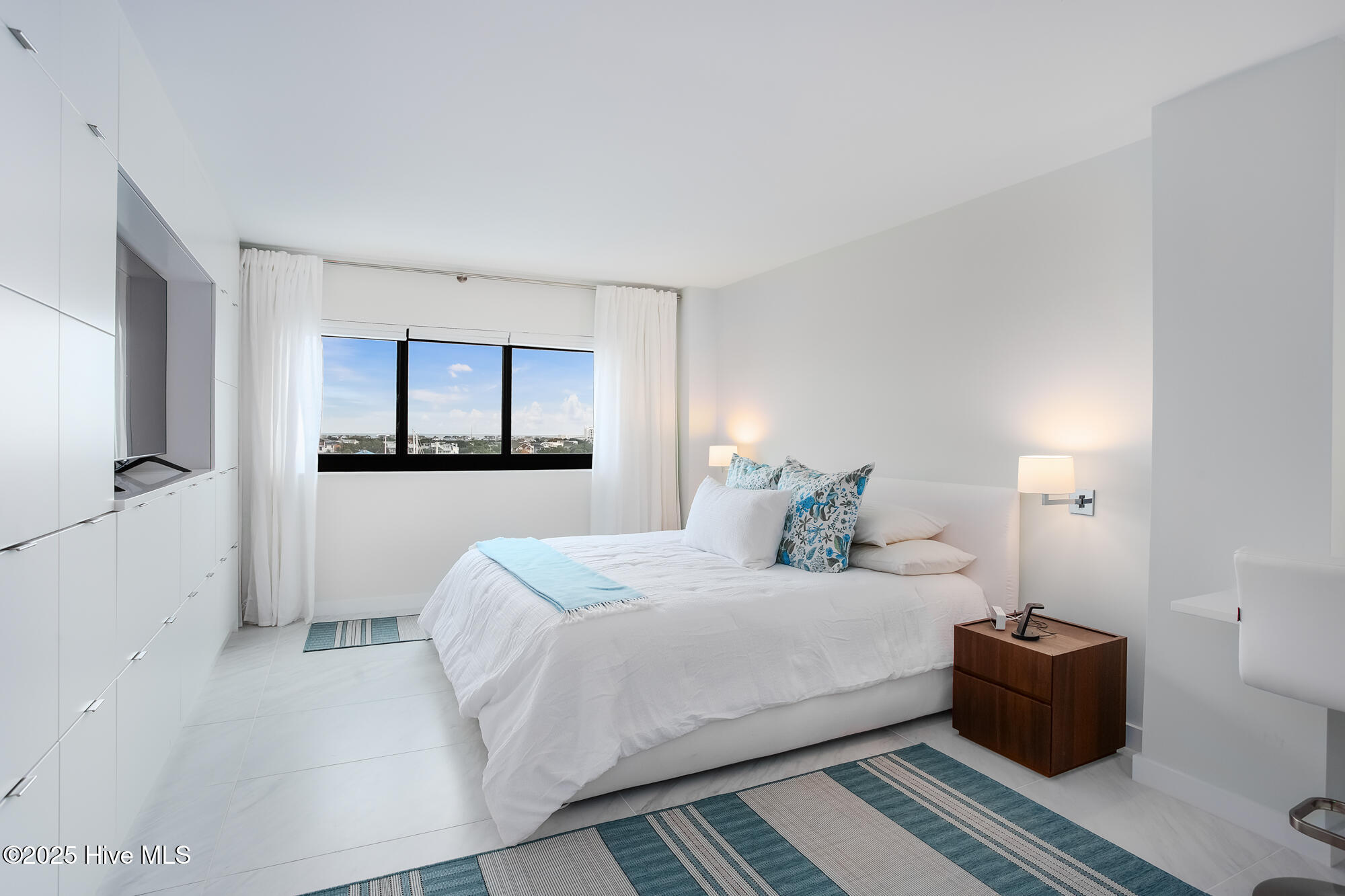 100544595 | Photo 17