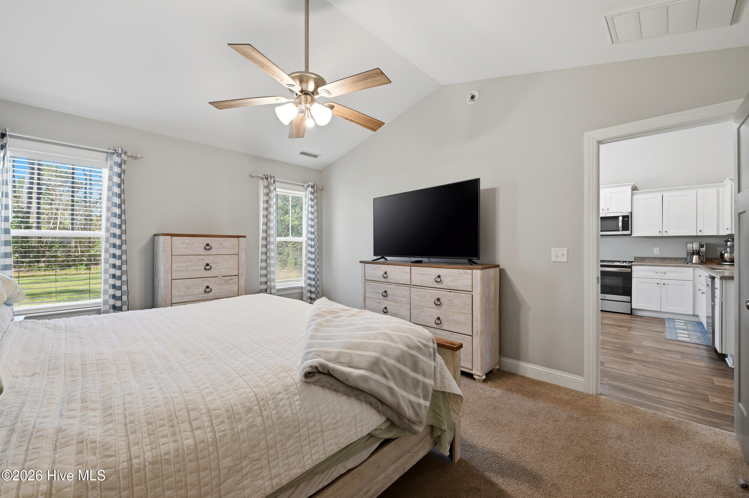 107 Milam Court, Burgaw, NC 28425 – photo 16: 16_107_milam_ct_016