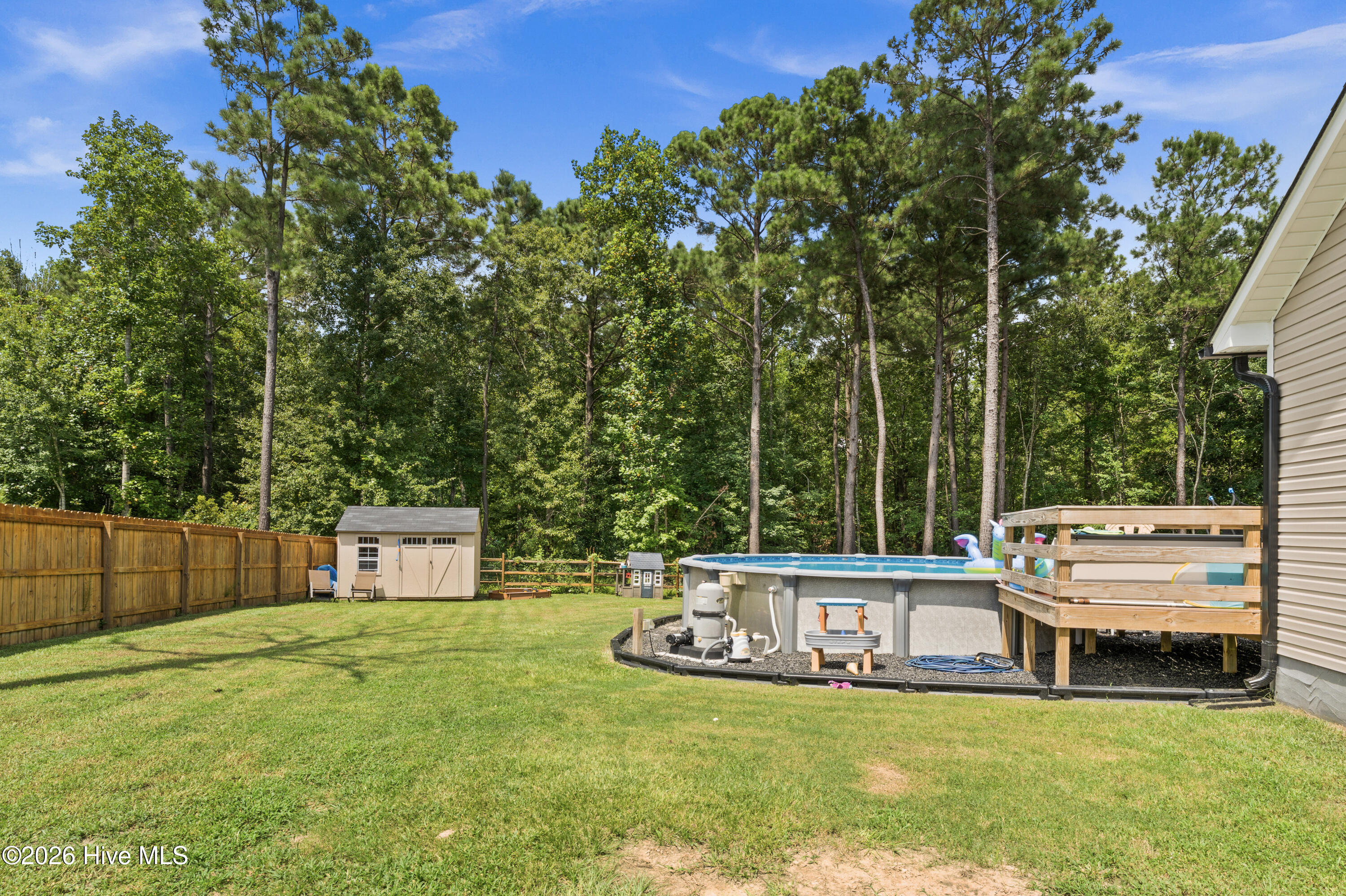 100555595 | Photo 39