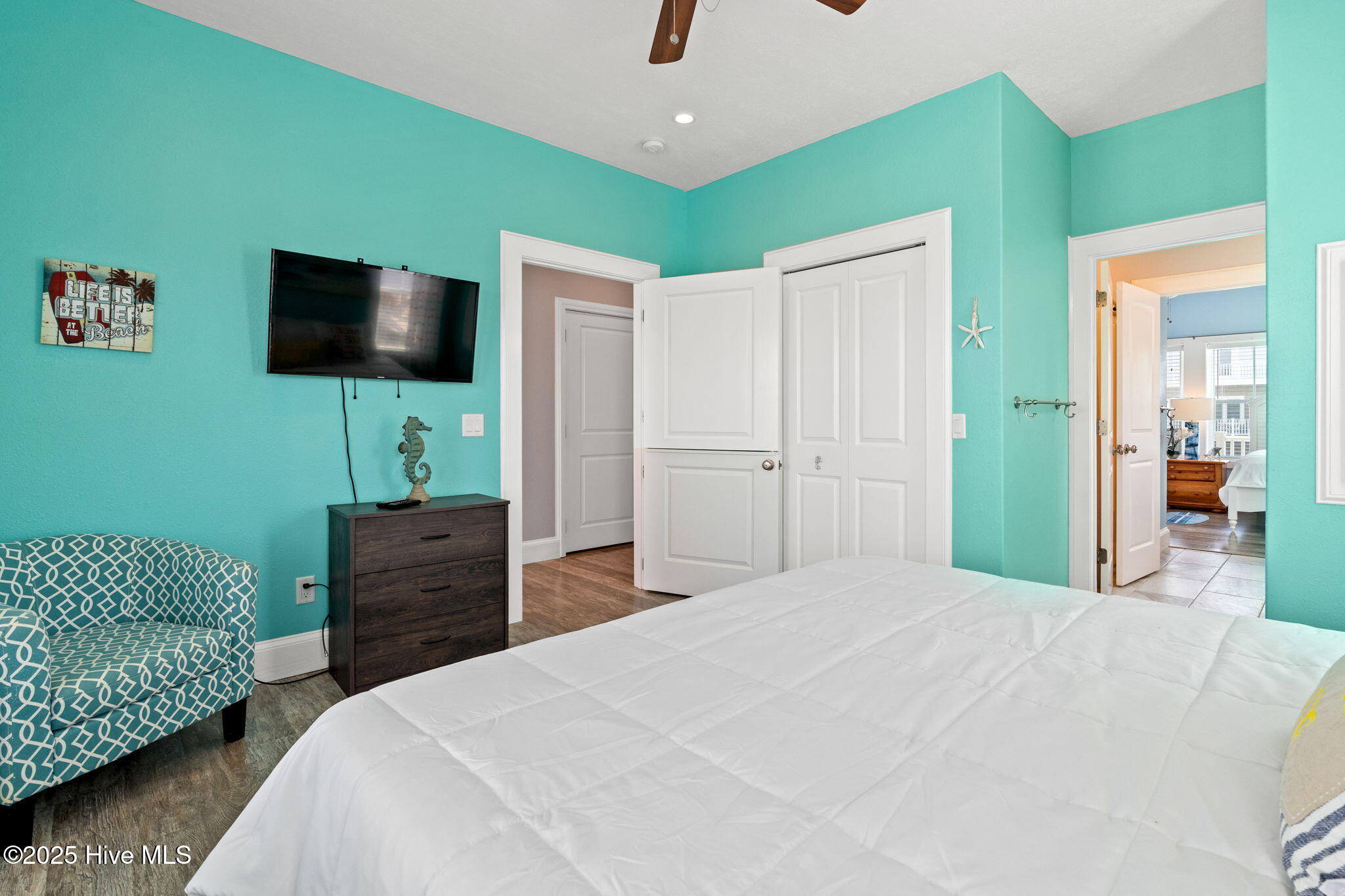 100495043 | Photo 21