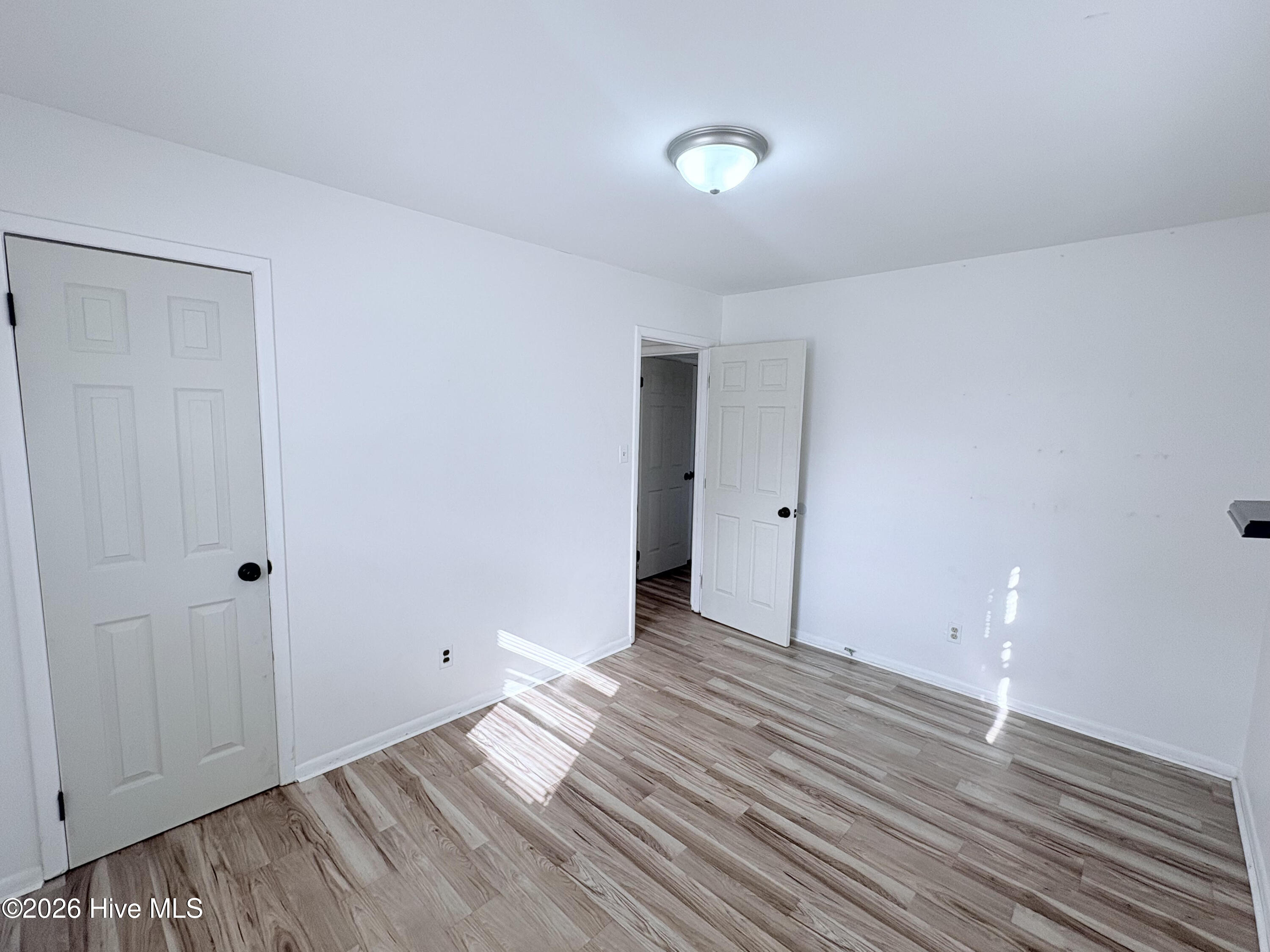 100553581 | Photo 21