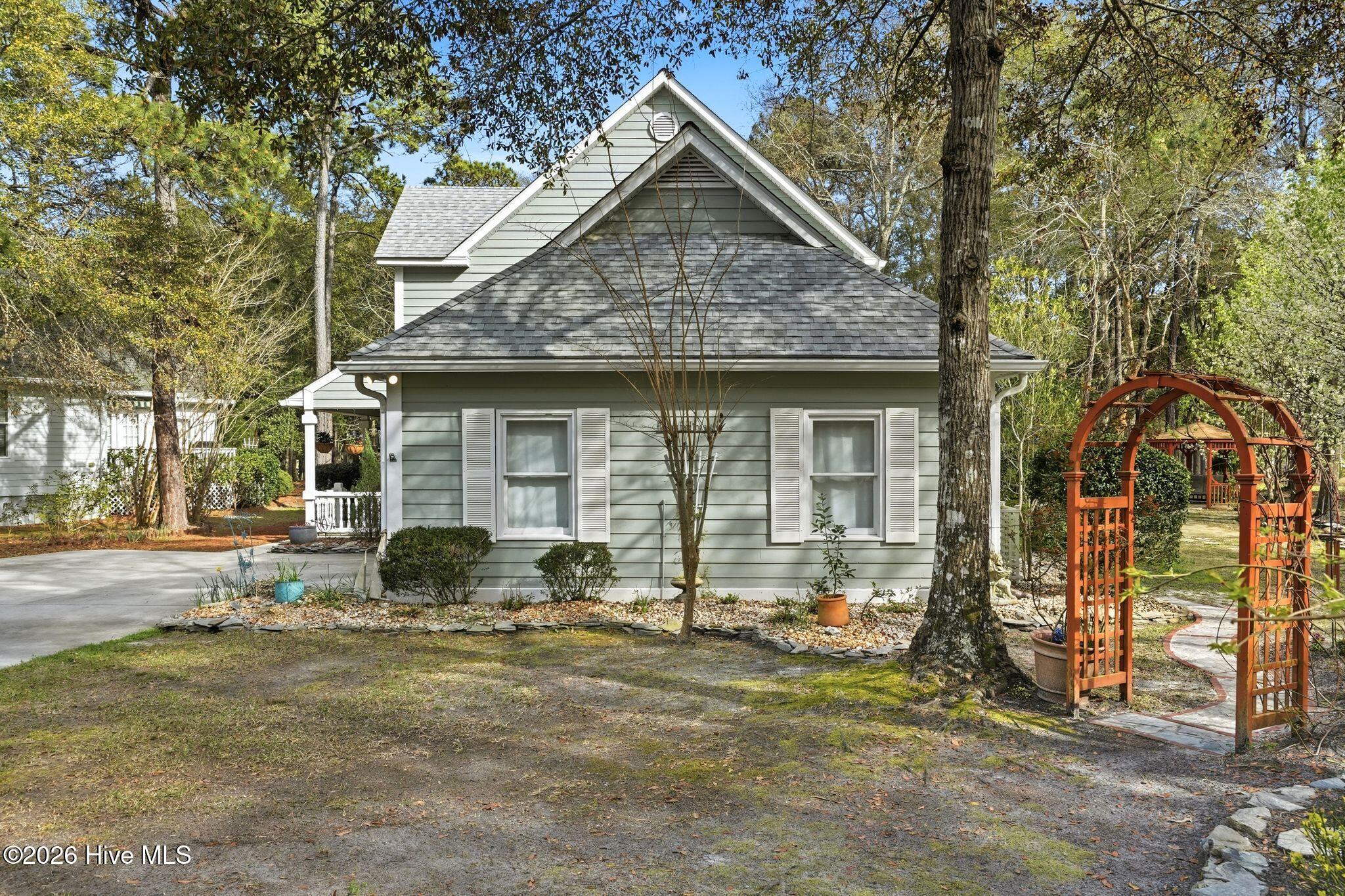 100562412 | Photo 68