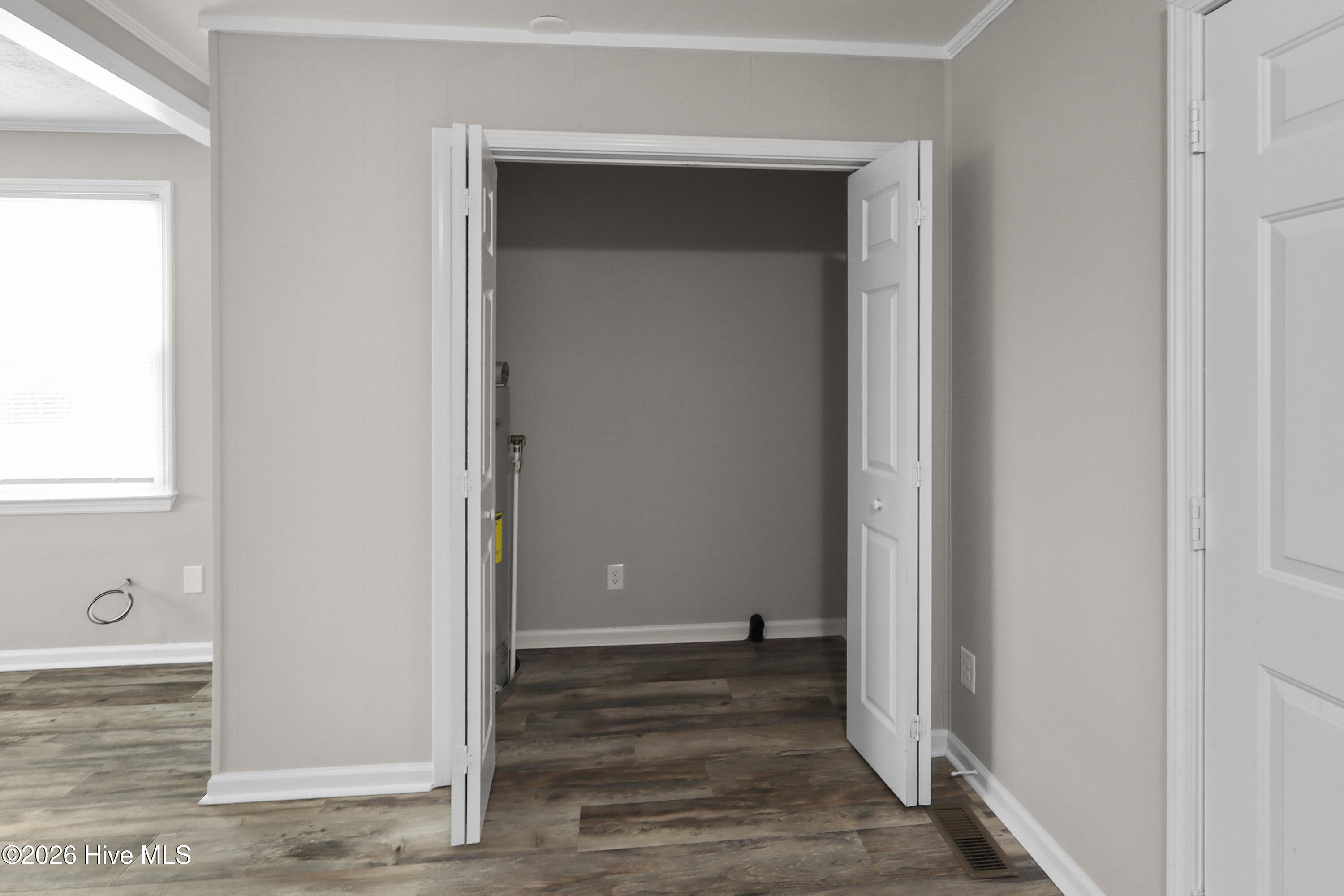 100547521 | Photo 38