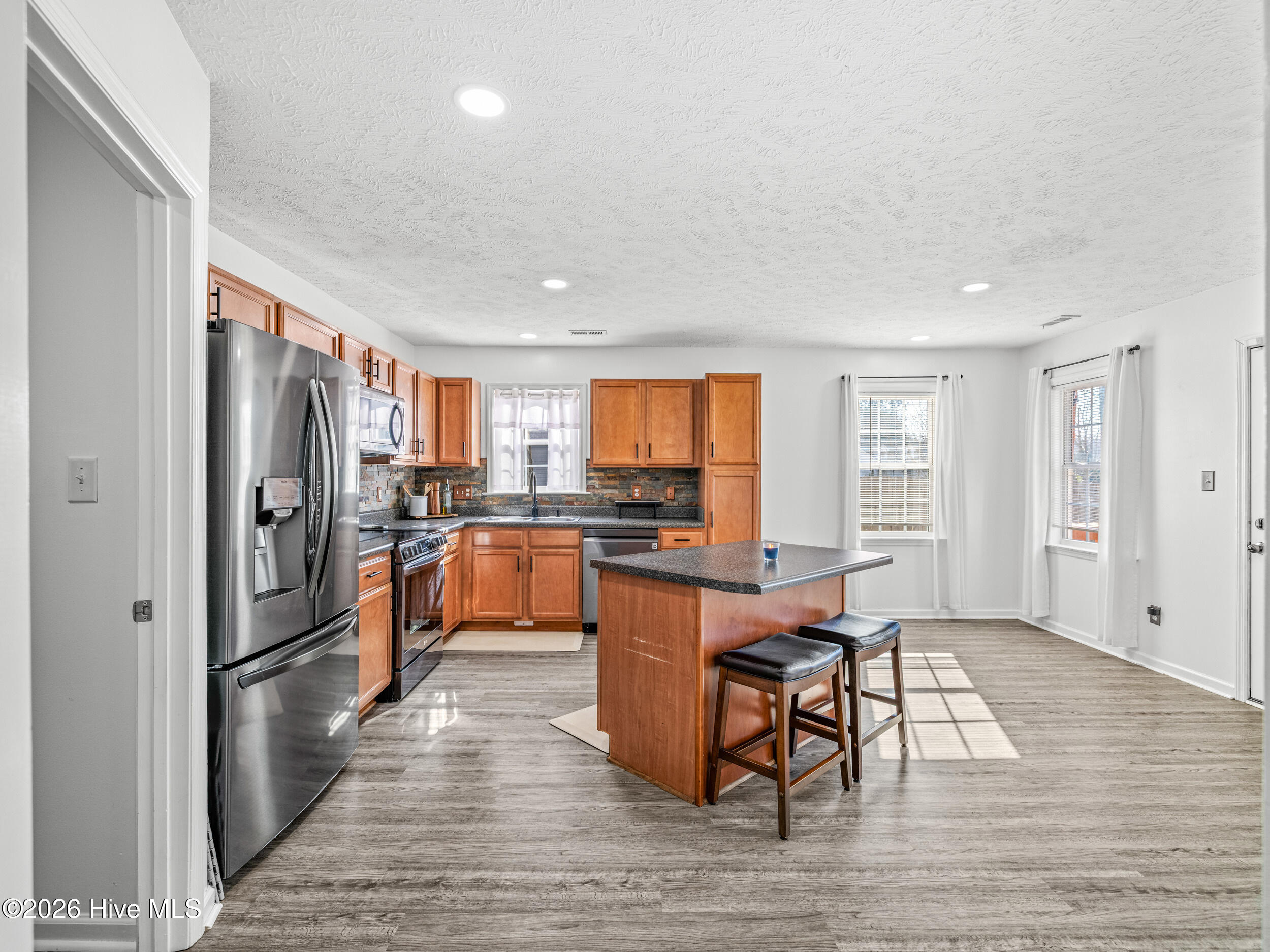 100554161 | Photo 18