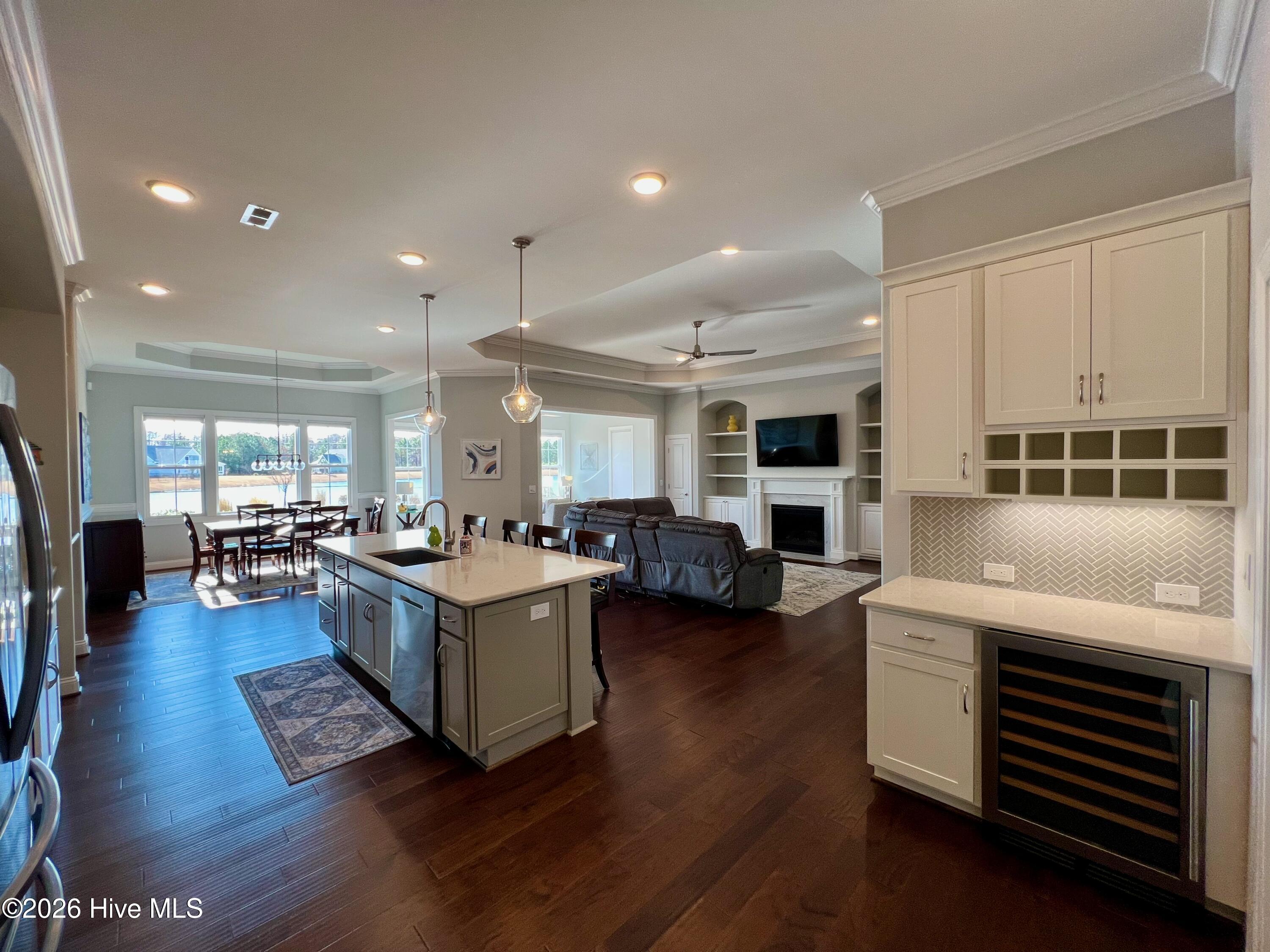 100549571 | Photo 20