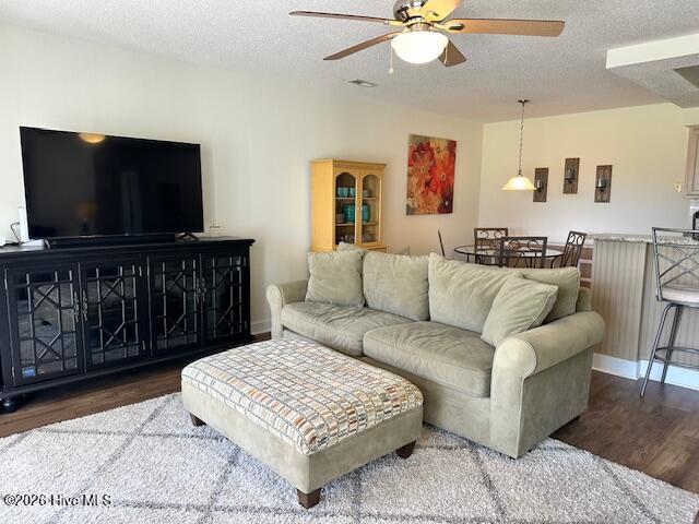 100560957 | Photo 20