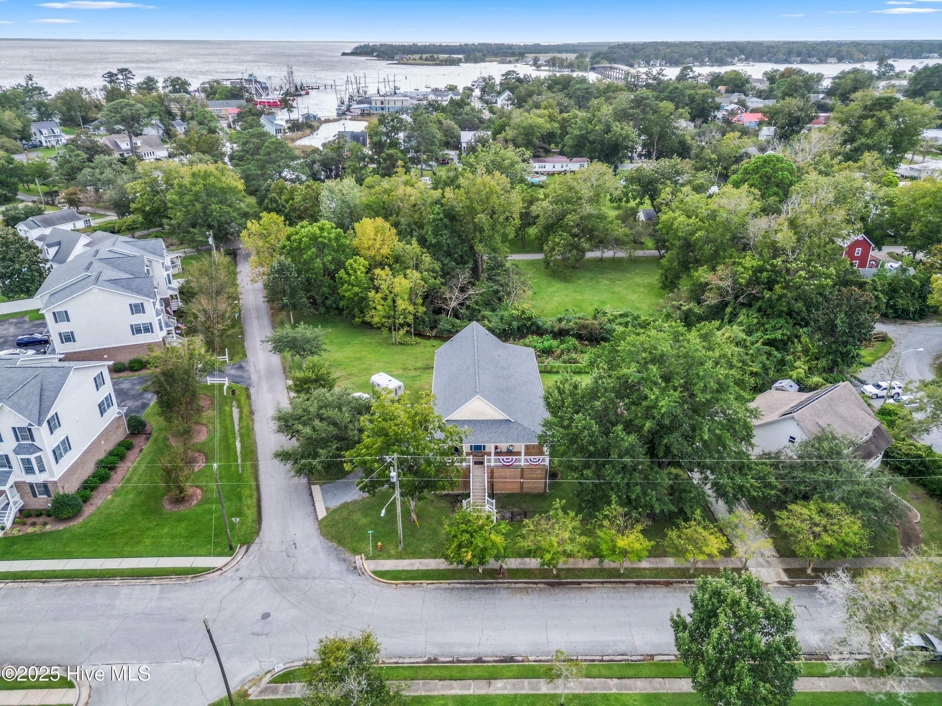 497 Church Street, Oriental, NC, 28571