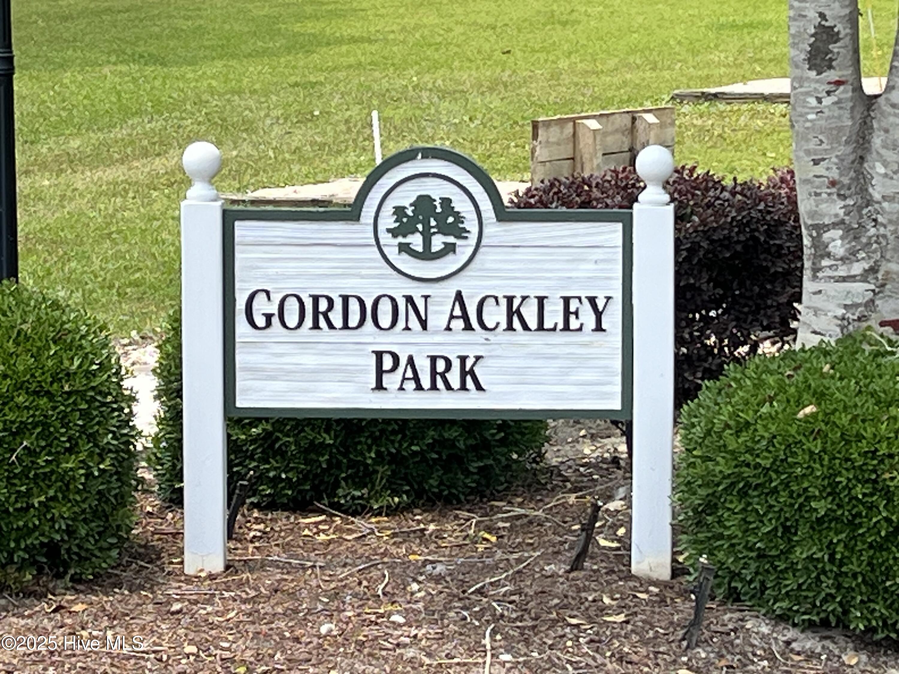 100511764 | Photo 72