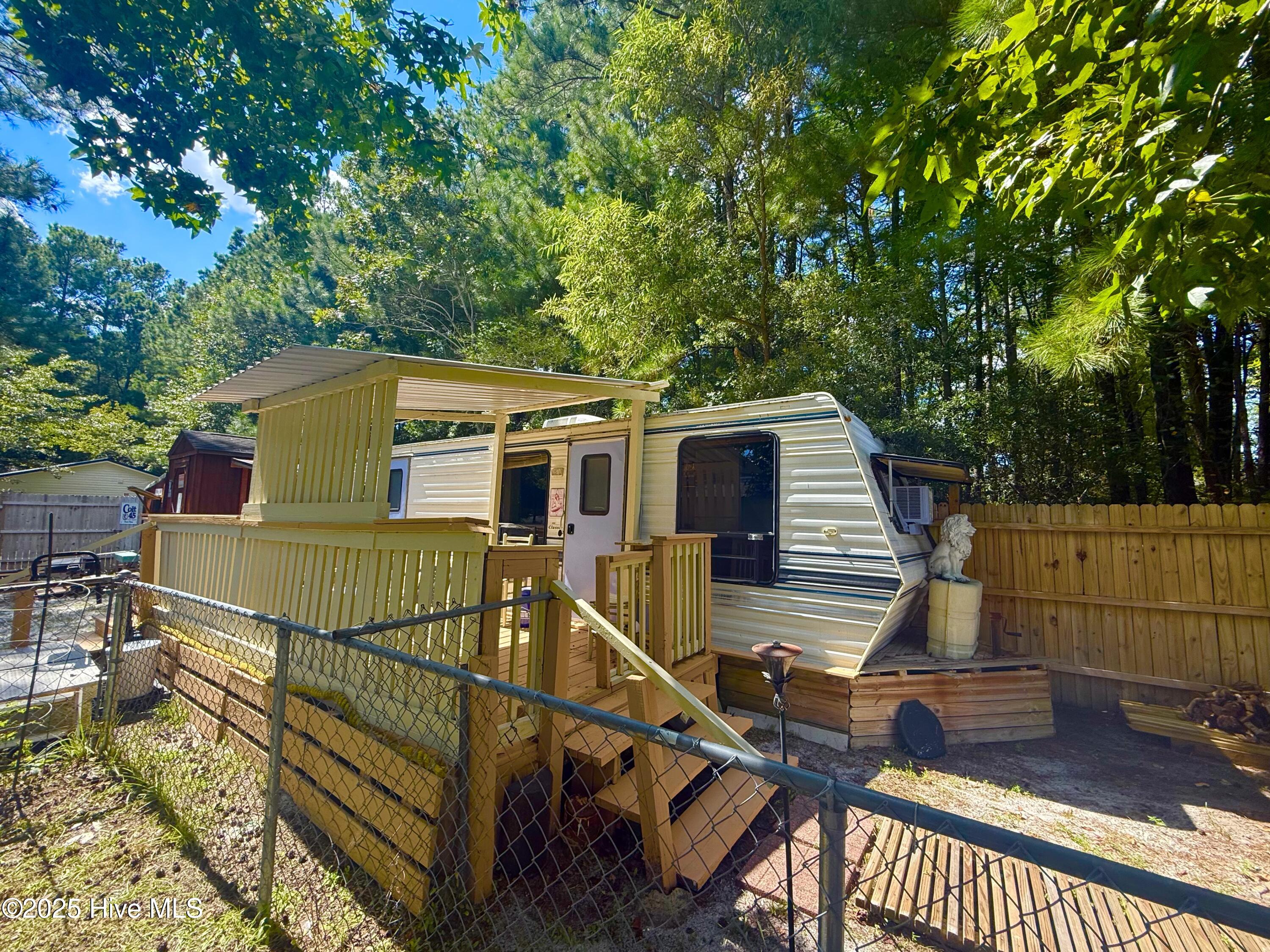 100527514 | Photo 14