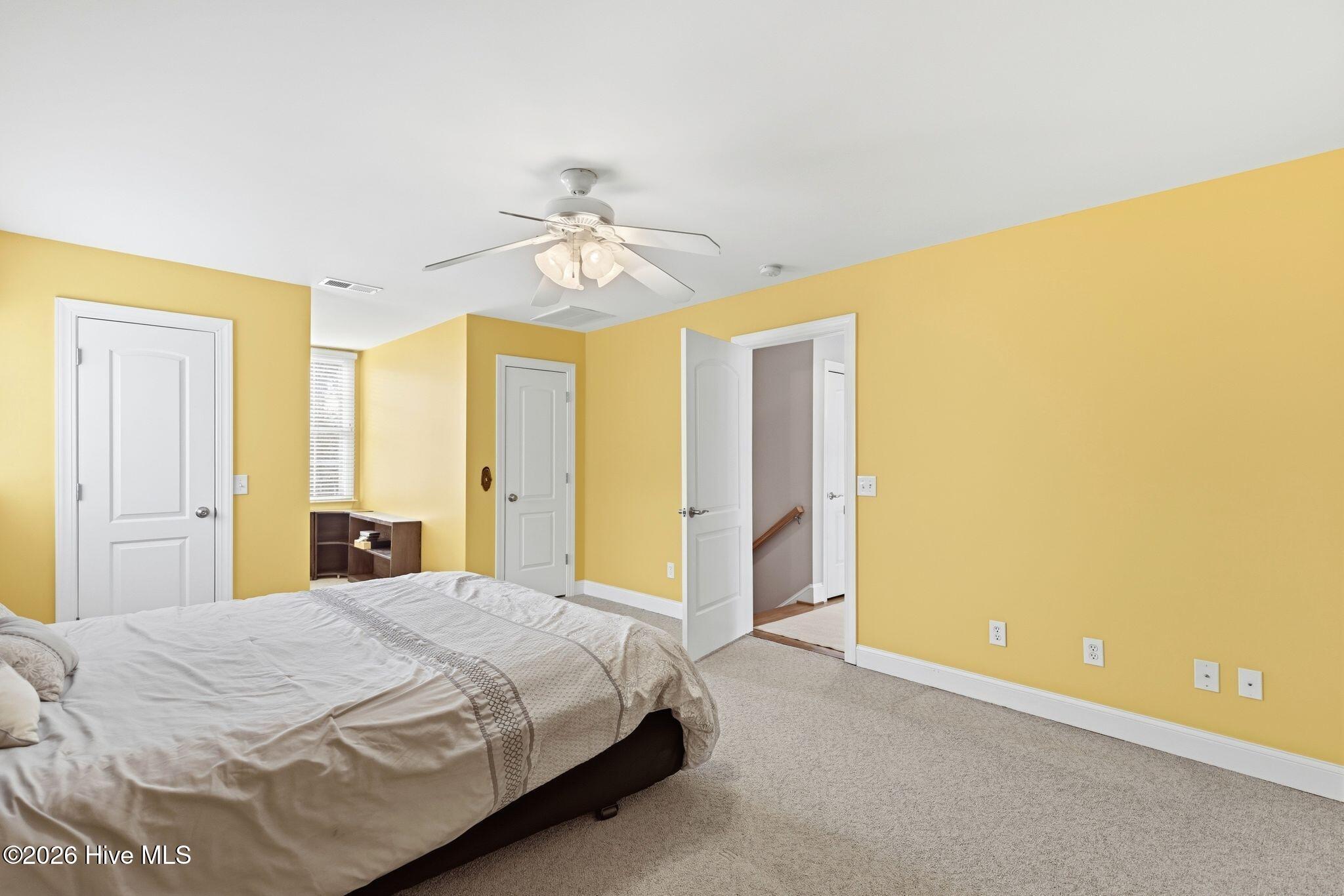 100561180 | Photo 64