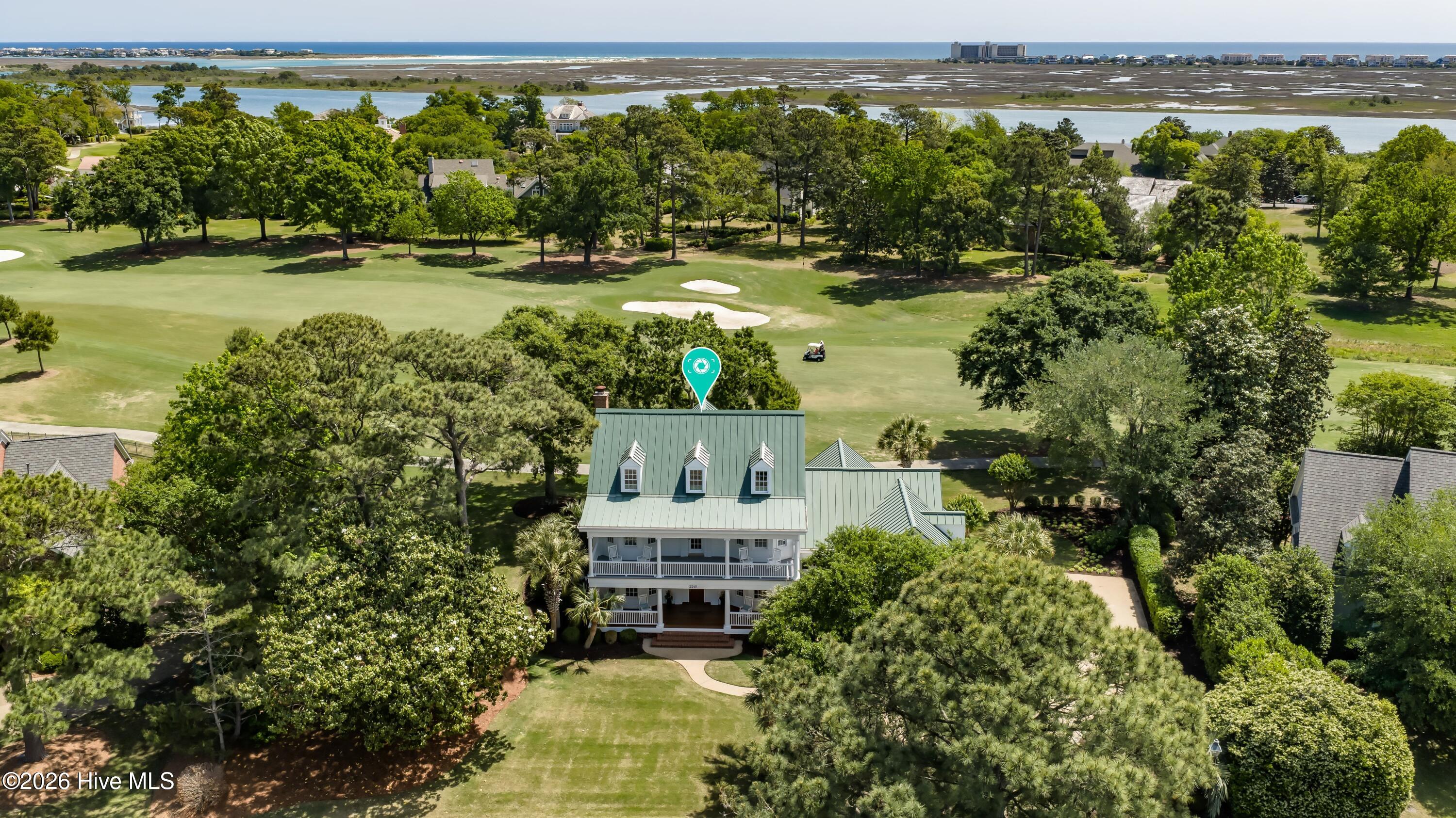 100569370 | Photo 62