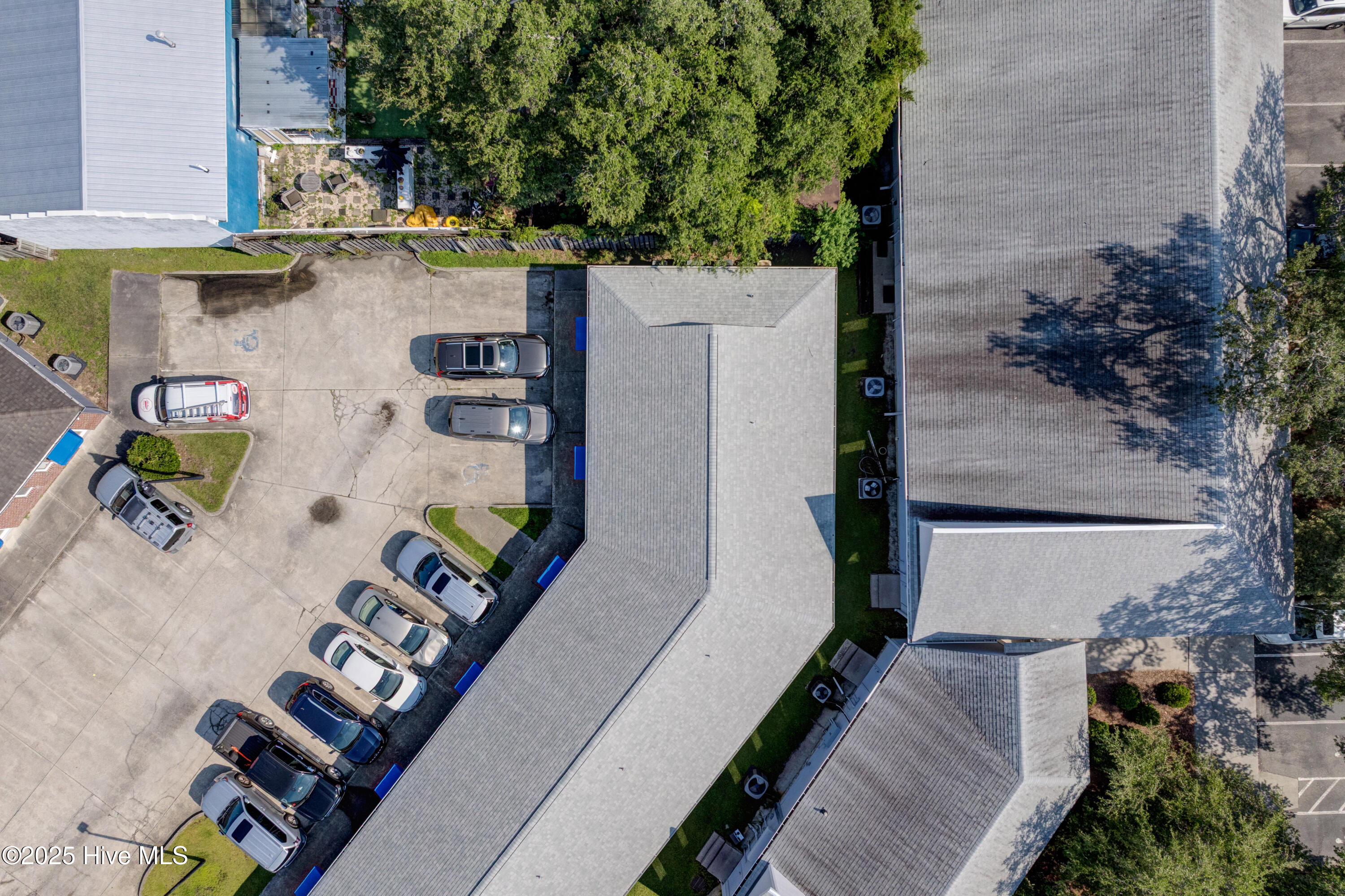 109HintonAvenueDrone-2