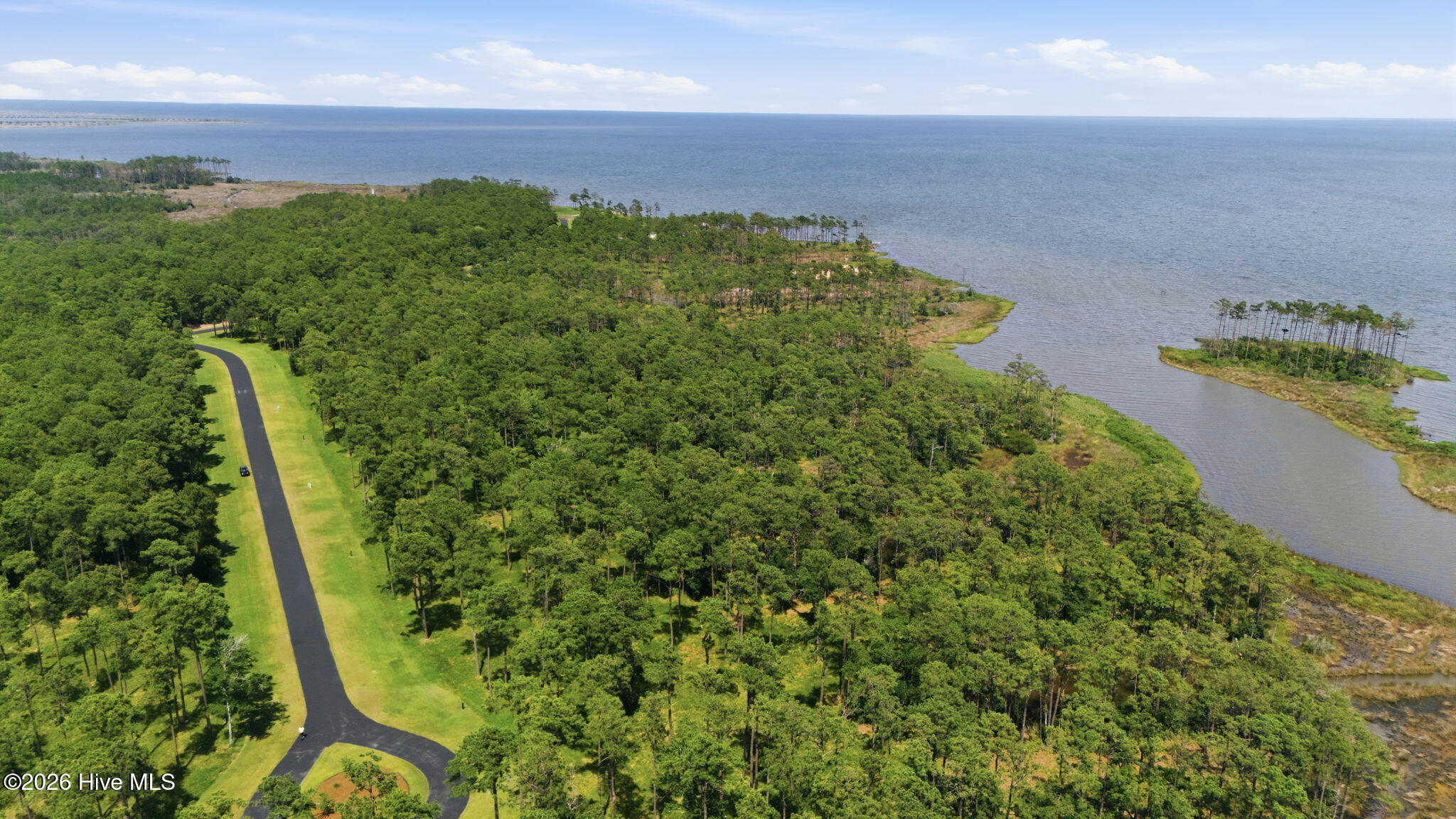 143 15 River Watch Road,Oriental