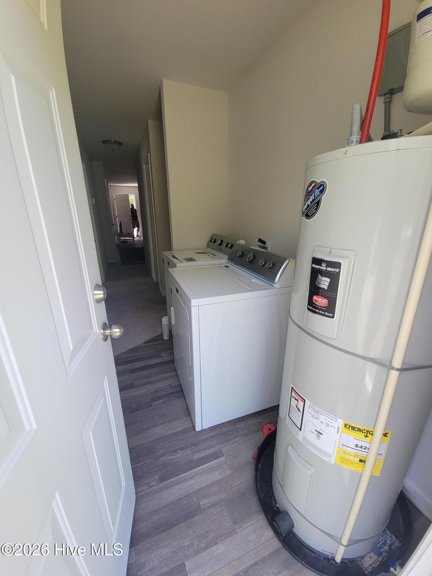 100566971 | Photo 13