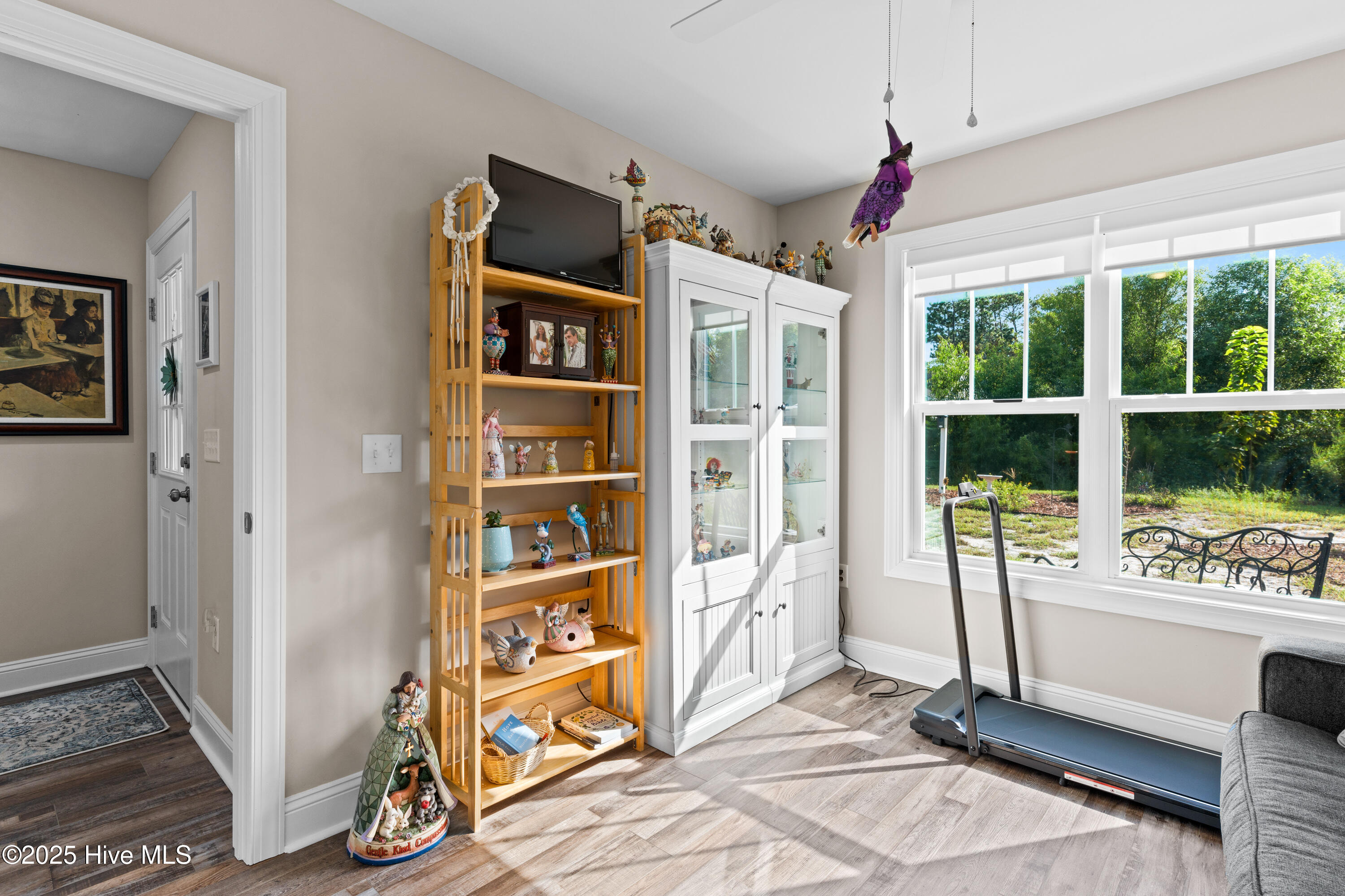 100527918 | Photo 25