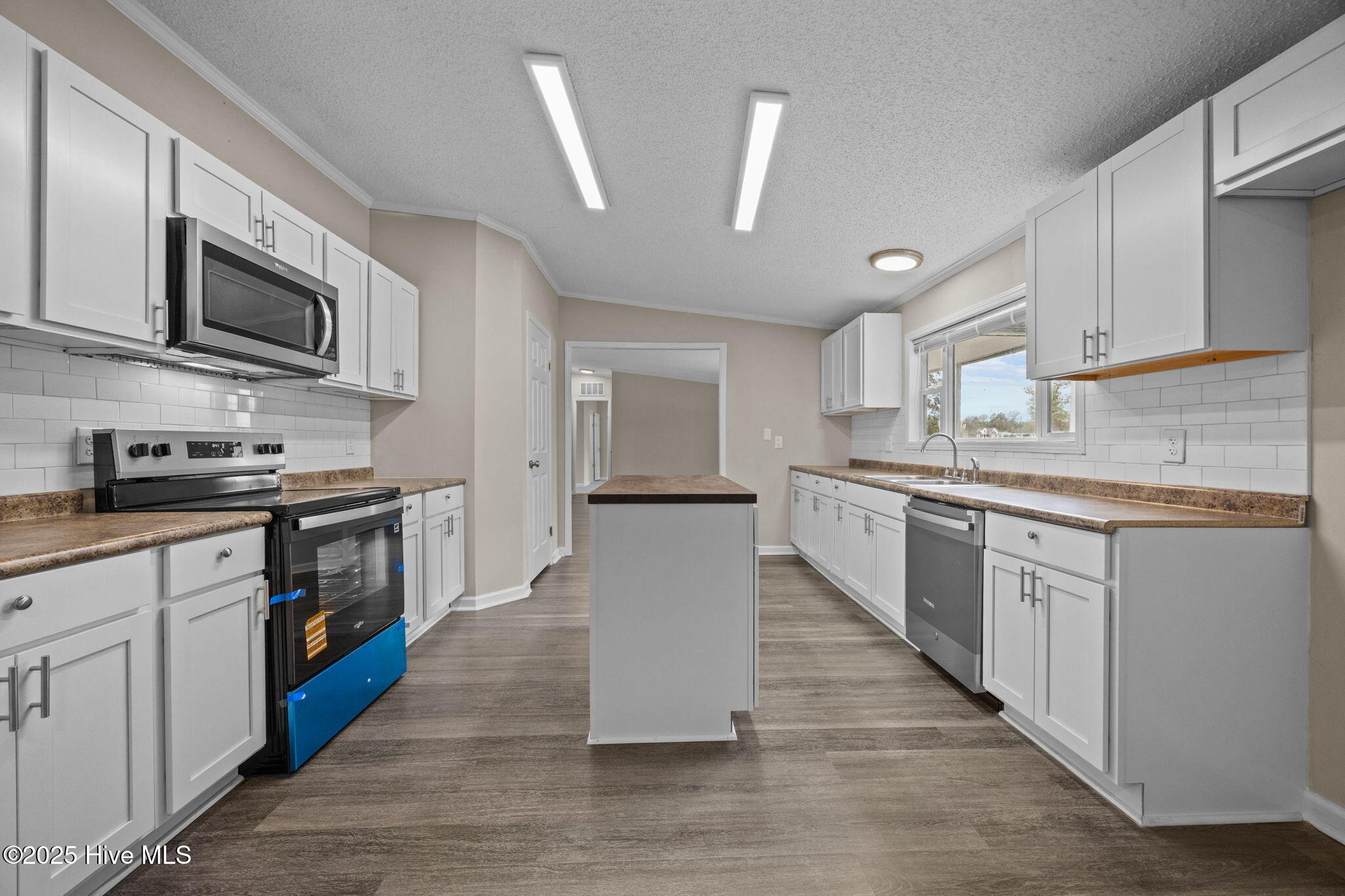 100538807 | Photo 20