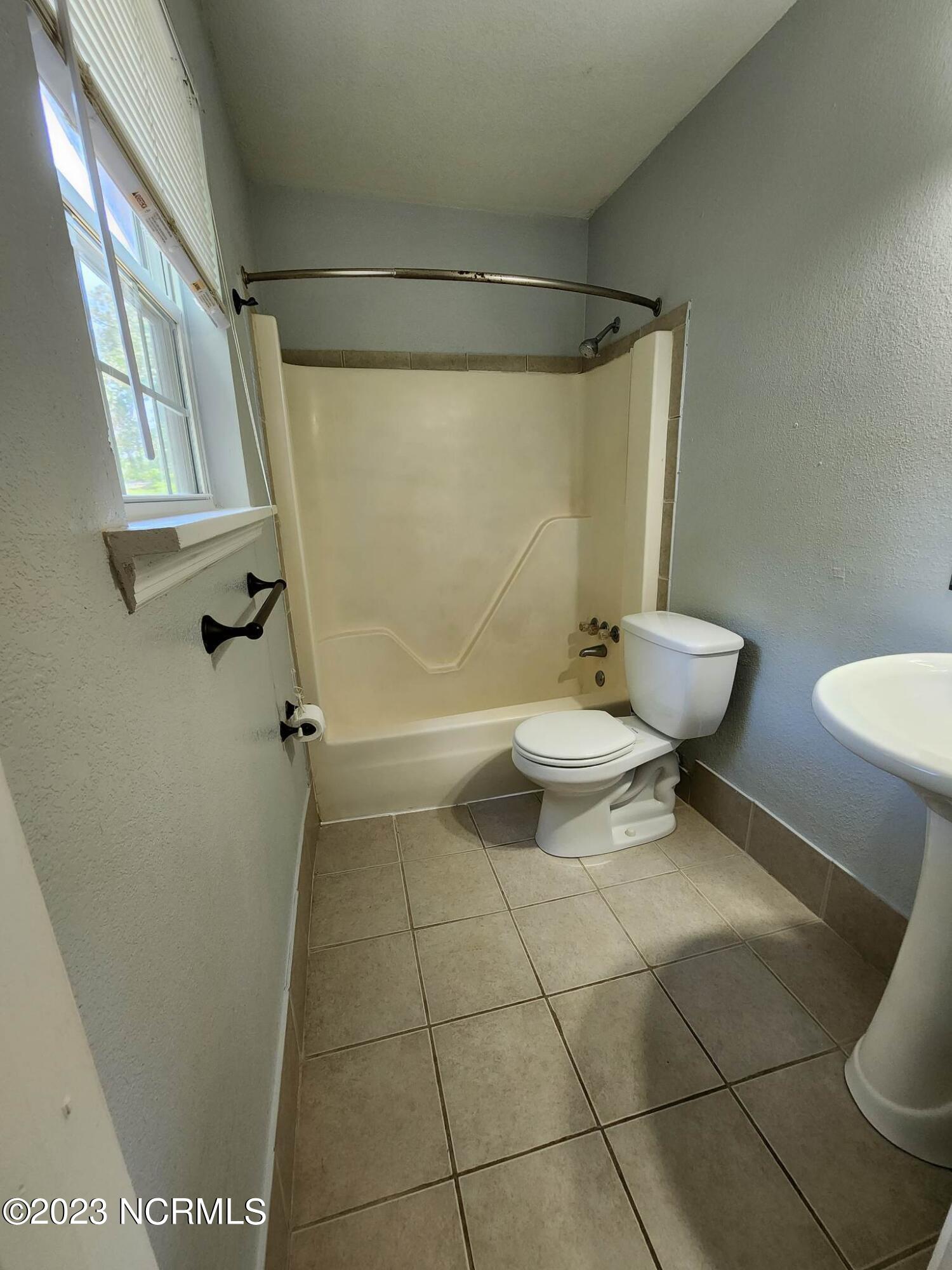 105 Briarwood Court,Jacksonville