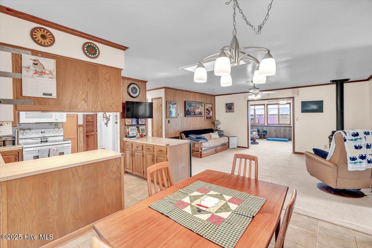 100546350 | Photo 14