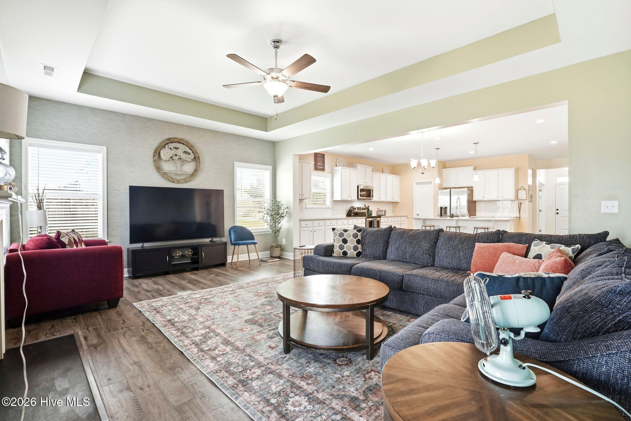 100567646 | Photo 27