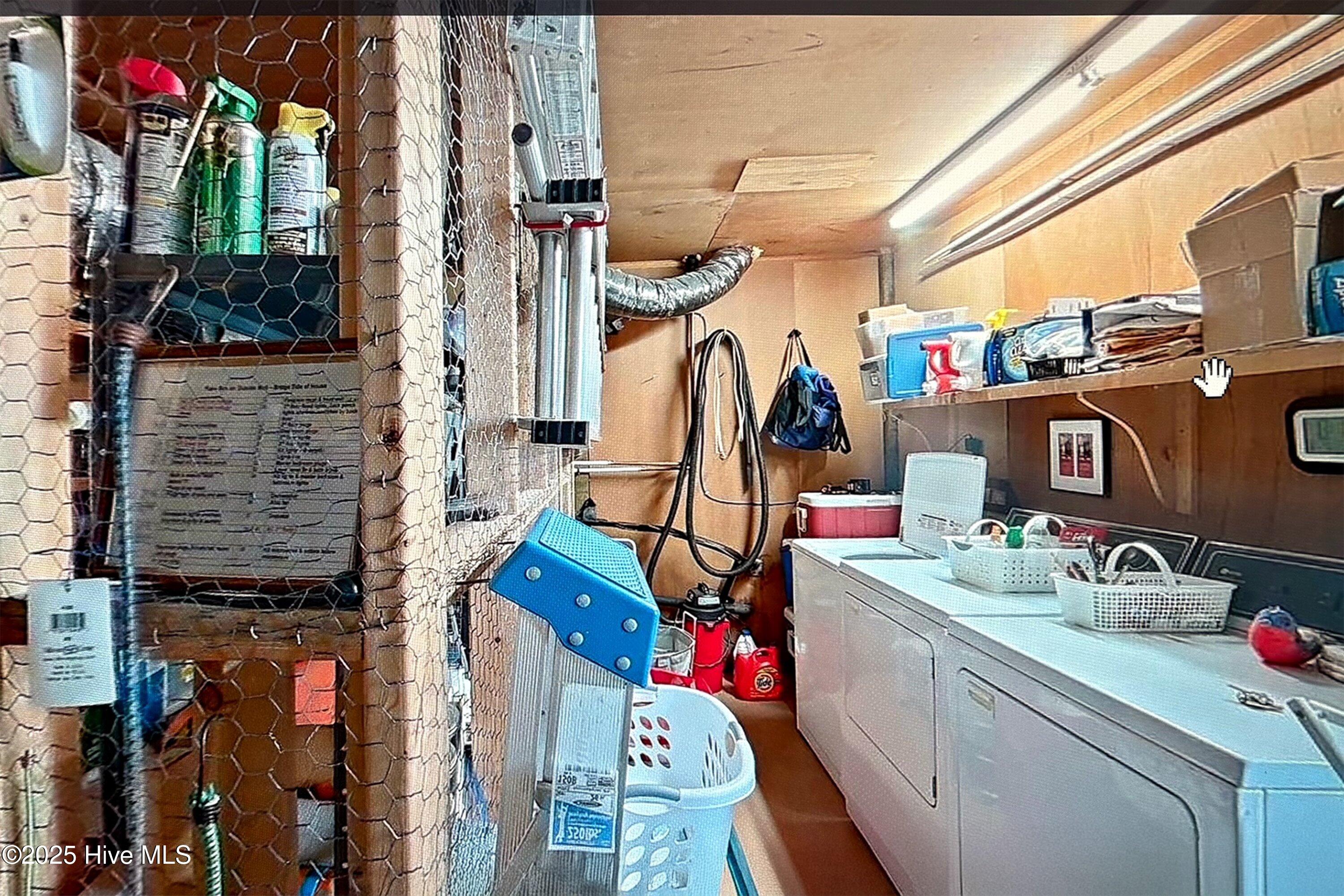 100522322 | Photo 26