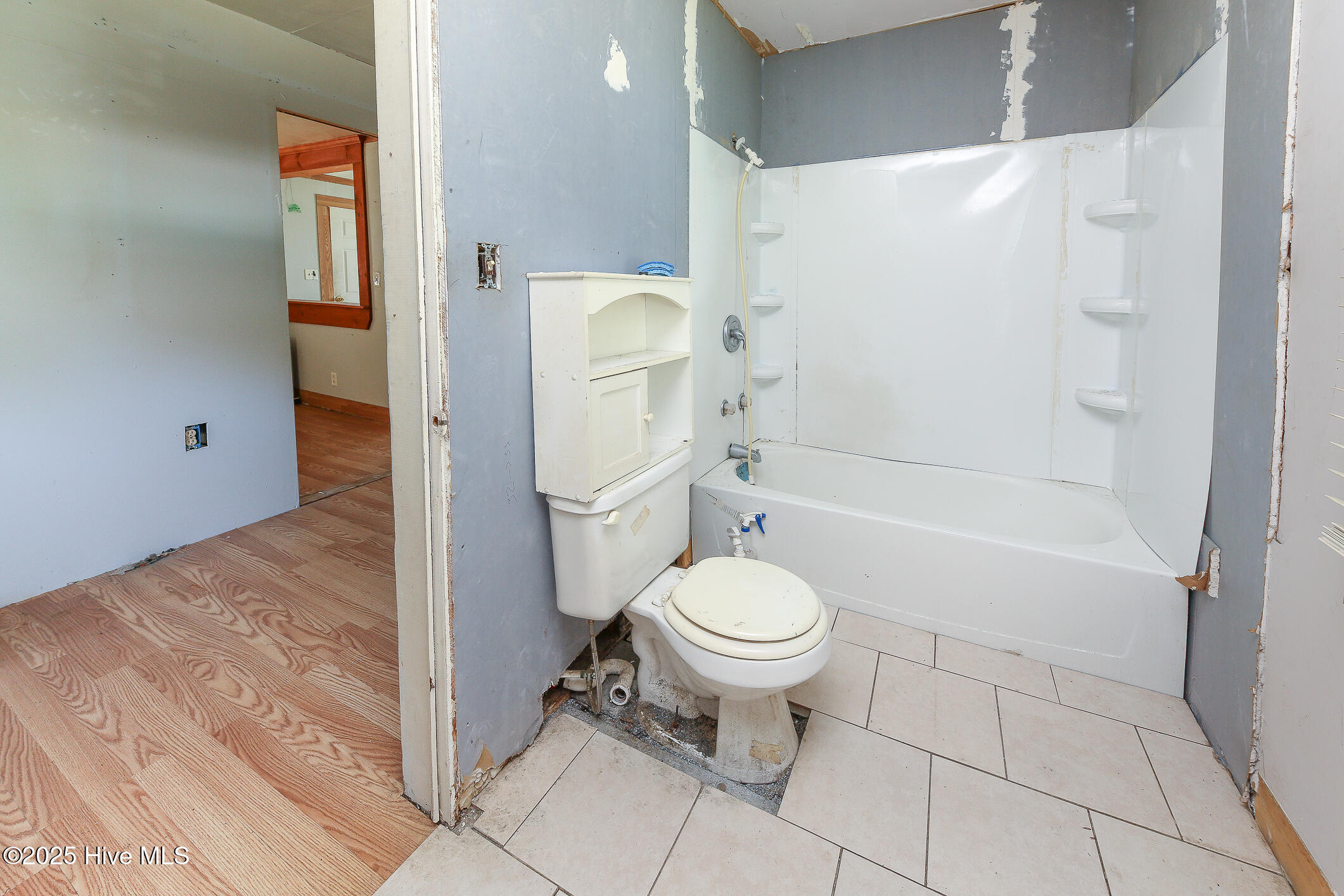 8533 Caratoke Highway, Powells Point, NC, 27966