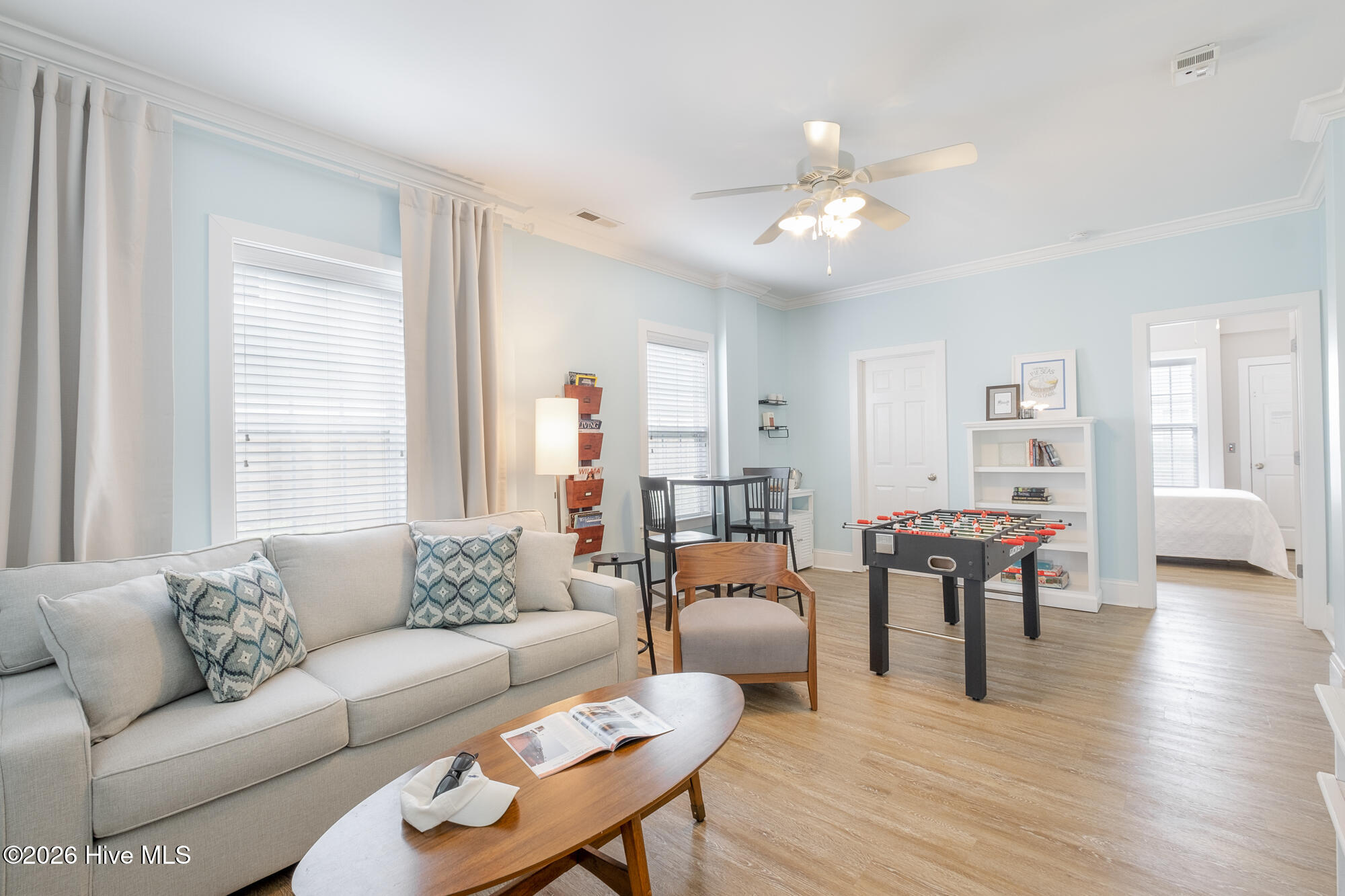 100557553 | Photo 44