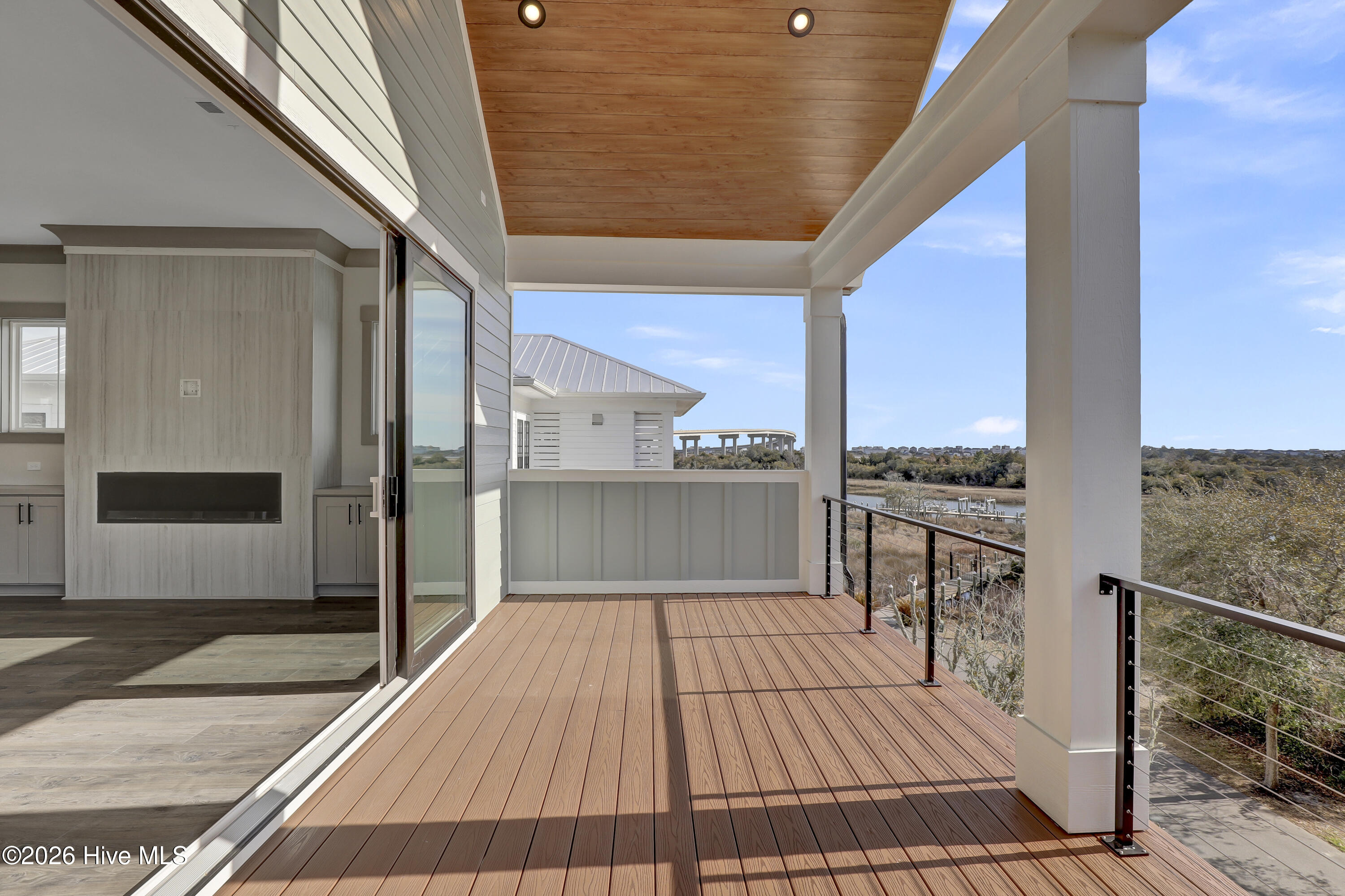 100554929 | Photo 20