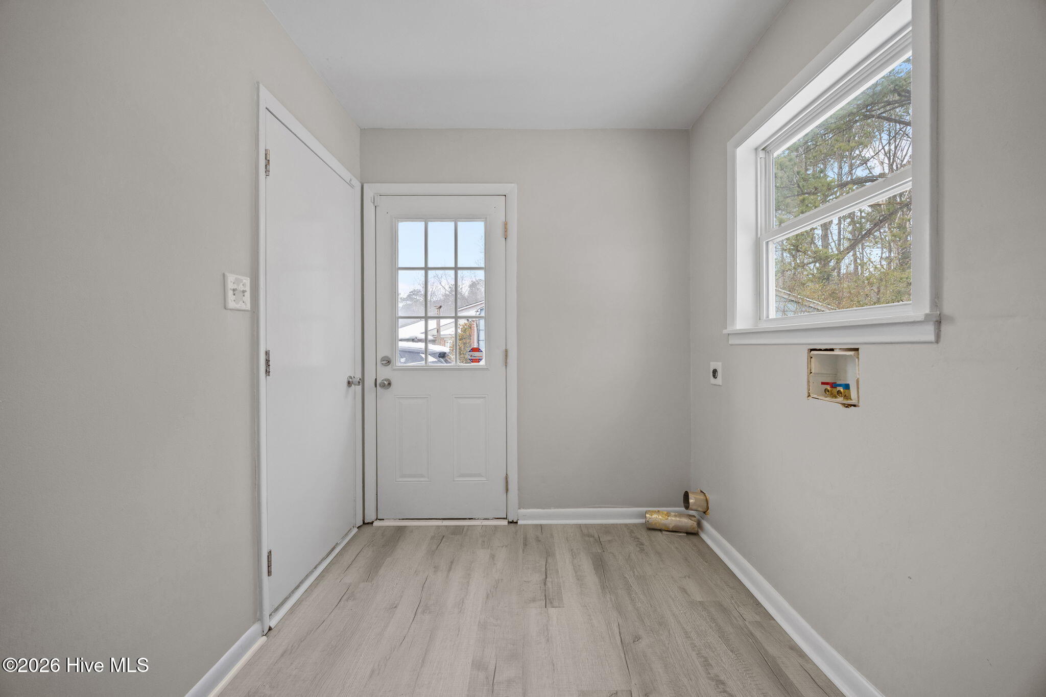 100552906 | Photo 25