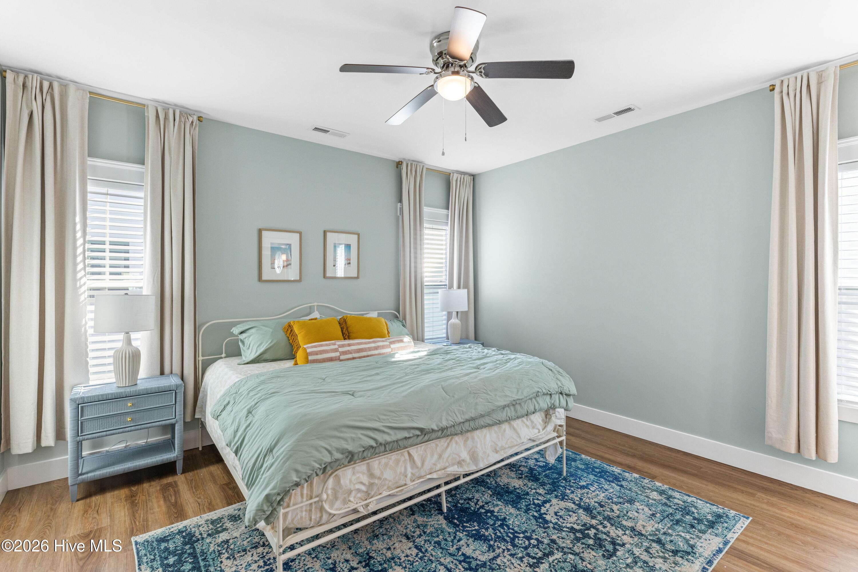 100551321 | Photo 16