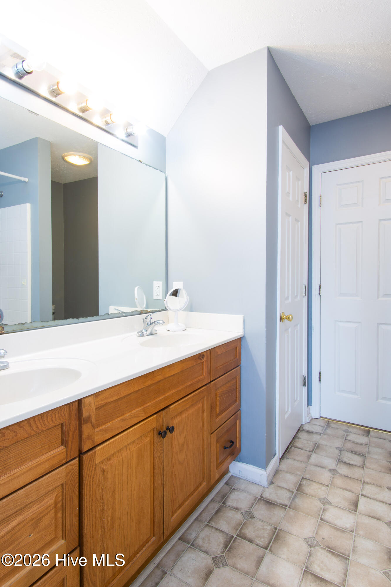 1010 Locust Court,Havelock